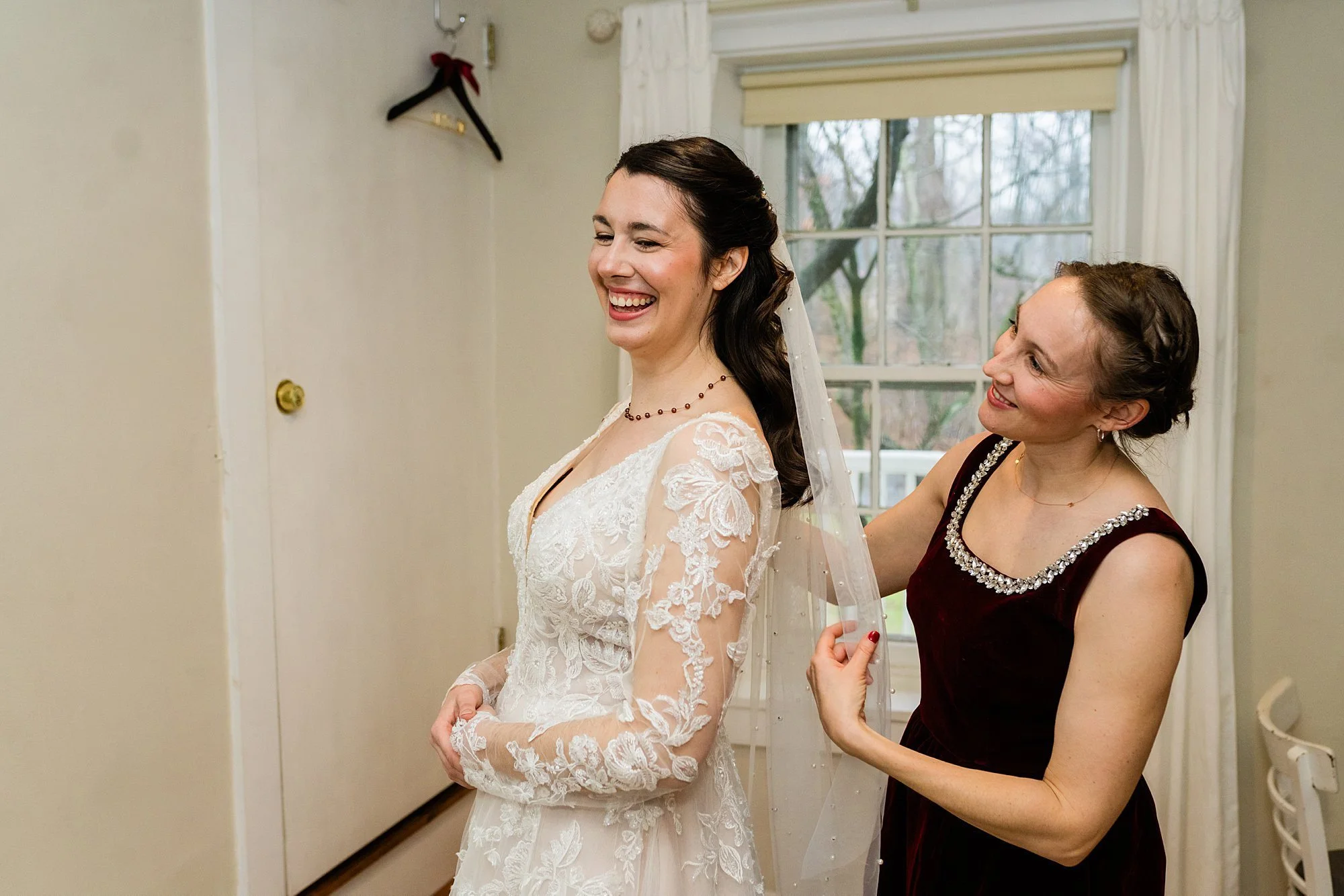 Emily Grace Photo, Riverdale Manor Lancaster PA, Riverdale Manor winter wedding, Riverdale Manor wedding photos, Lancaster PA wedding photographer