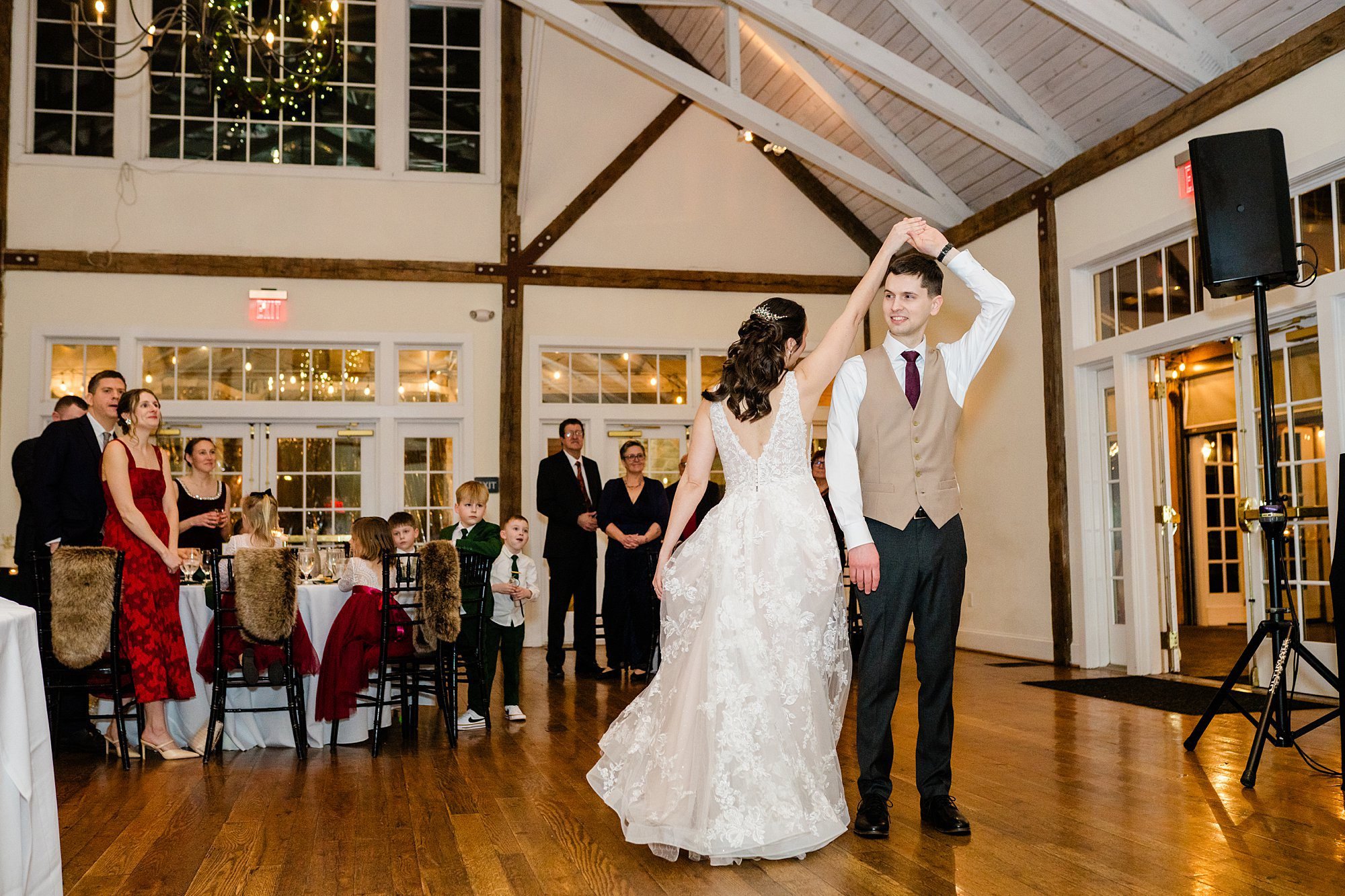 Emily Grace Photo, Riverdale Manor Lancaster PA, Riverdale Manor winter wedding, Riverdale Manor wedding photos, Lancaster PA wedding photographer
