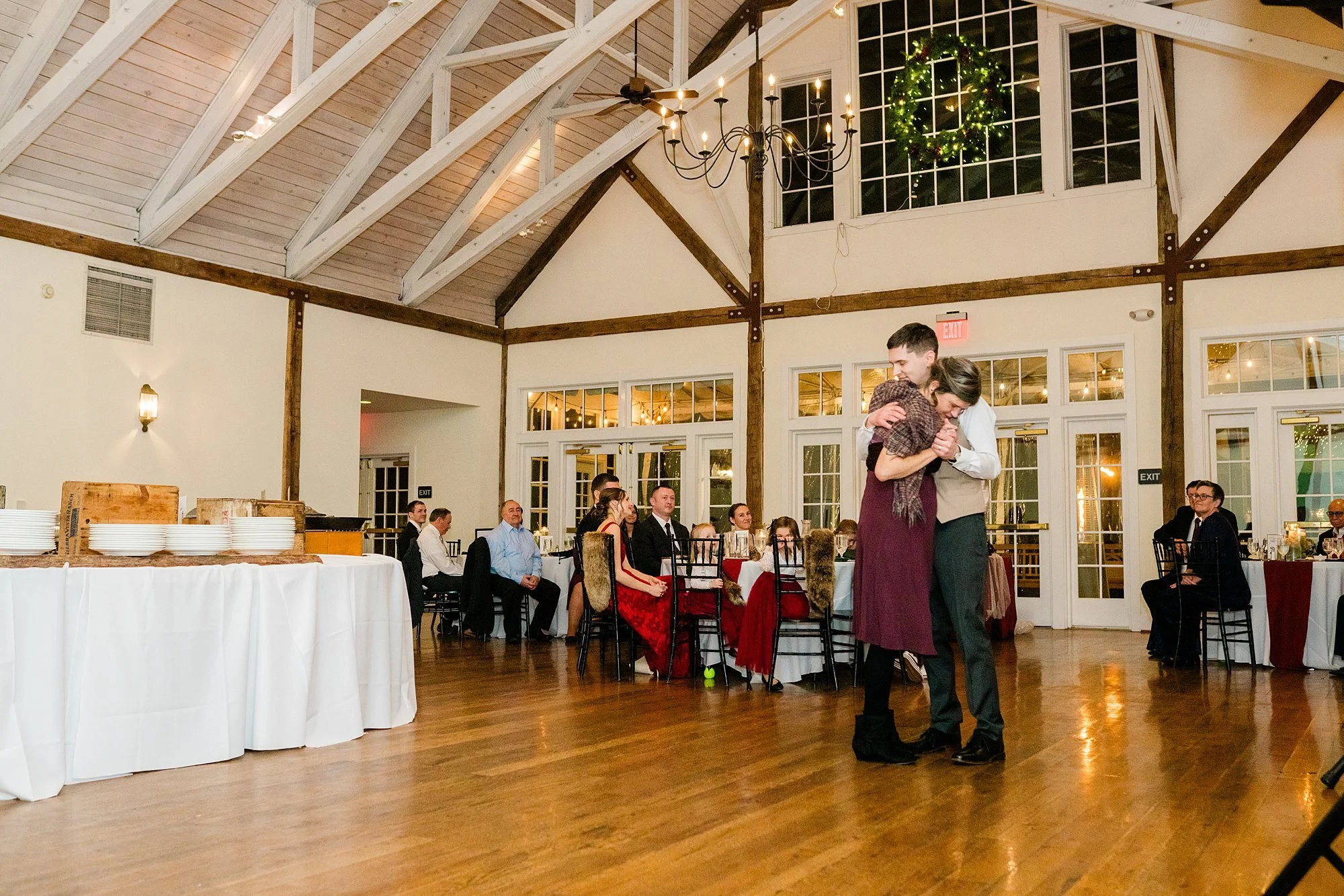 Emily Grace Photo, Riverdale Manor Lancaster PA, Riverdale Manor winter wedding, Riverdale Manor wedding photos, Lancaster PA wedding photographer