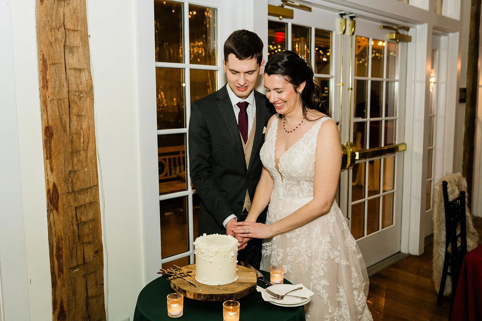 Emily Grace Photo, Riverdale Manor Lancaster PA, Riverdale Manor winter wedding, Riverdale Manor wedding photos, Lancaster PA wedding photographer