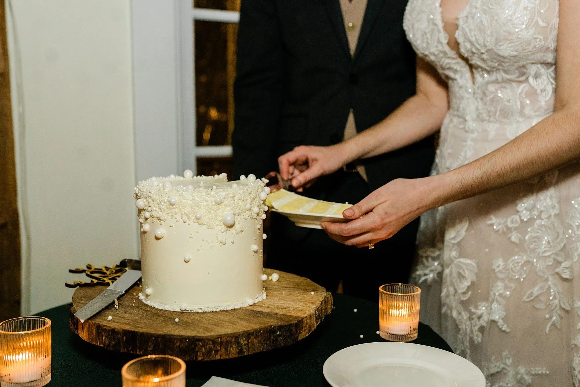 Emily Grace Photo, Riverdale Manor Lancaster PA, Riverdale Manor winter wedding, Riverdale Manor wedding photos, Lancaster PA wedding photographer