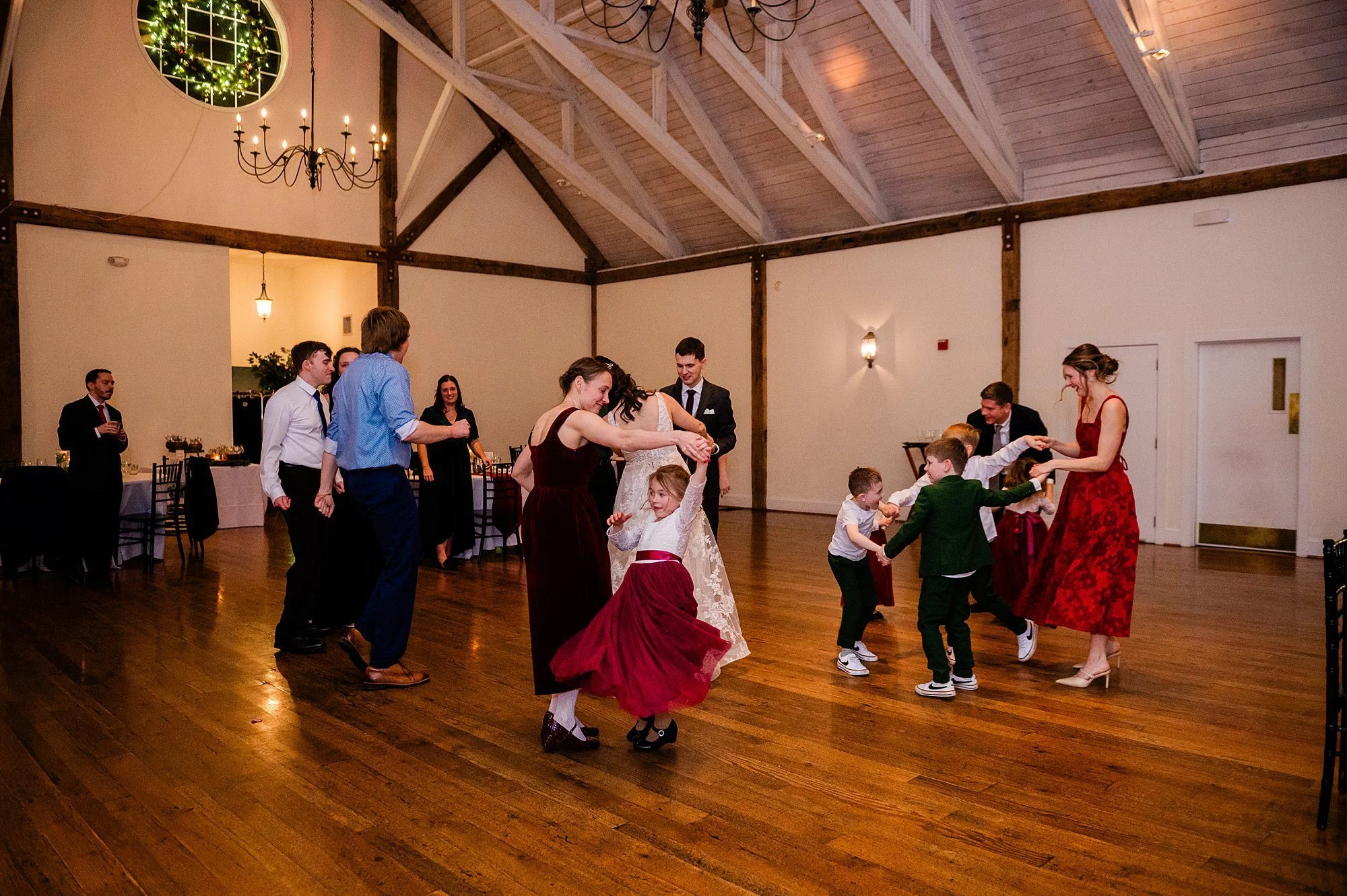 Emily Grace Photo, Riverdale Manor Lancaster PA, Riverdale Manor winter wedding, Riverdale Manor wedding photos, Lancaster PA wedding photographer