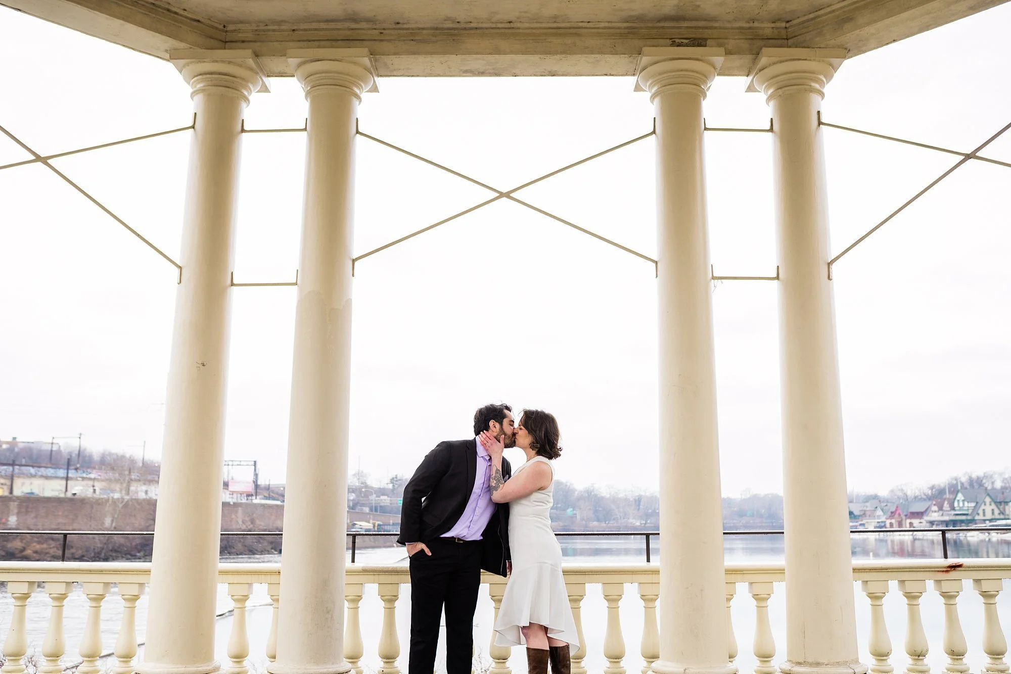 Emily Grace Photo, Philly art museum elopement, Philadelphia elopement photos, Pennsylvania elopement photographer