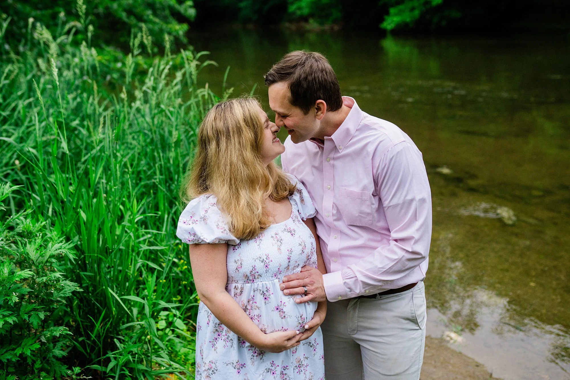 Emily Grace Photo, Lancaster County Central Park Maternity Photos, Lancaster PA Maternity Photographer, Maternity Photographer Lancaster PA