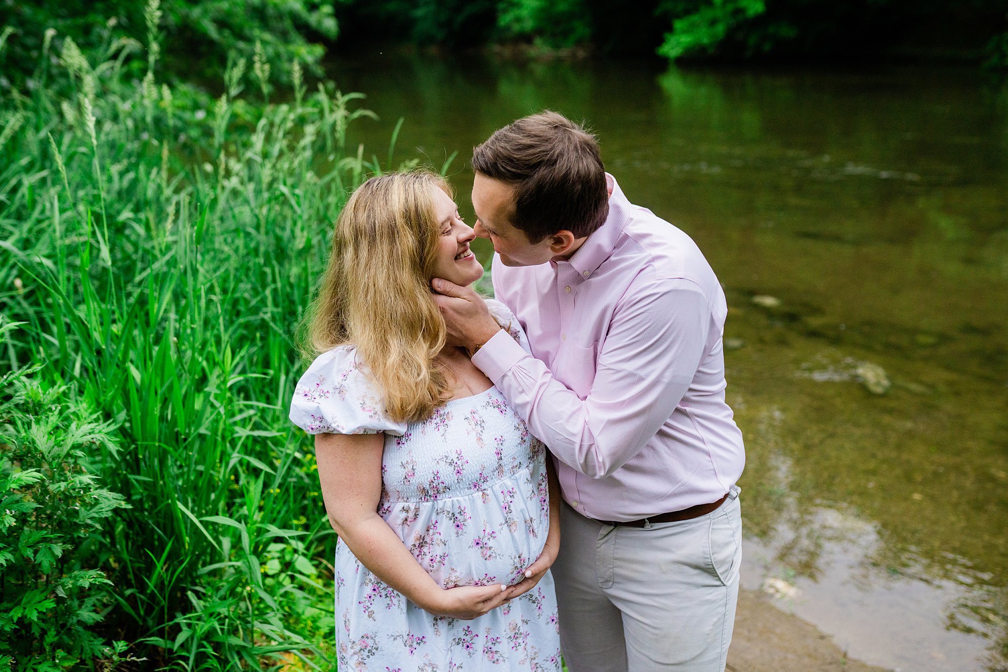 Emily Grace Photo, Lancaster County Central Park Maternity Photos, Lancaster PA Maternity Photographer, Maternity Photographer Lancaster PA