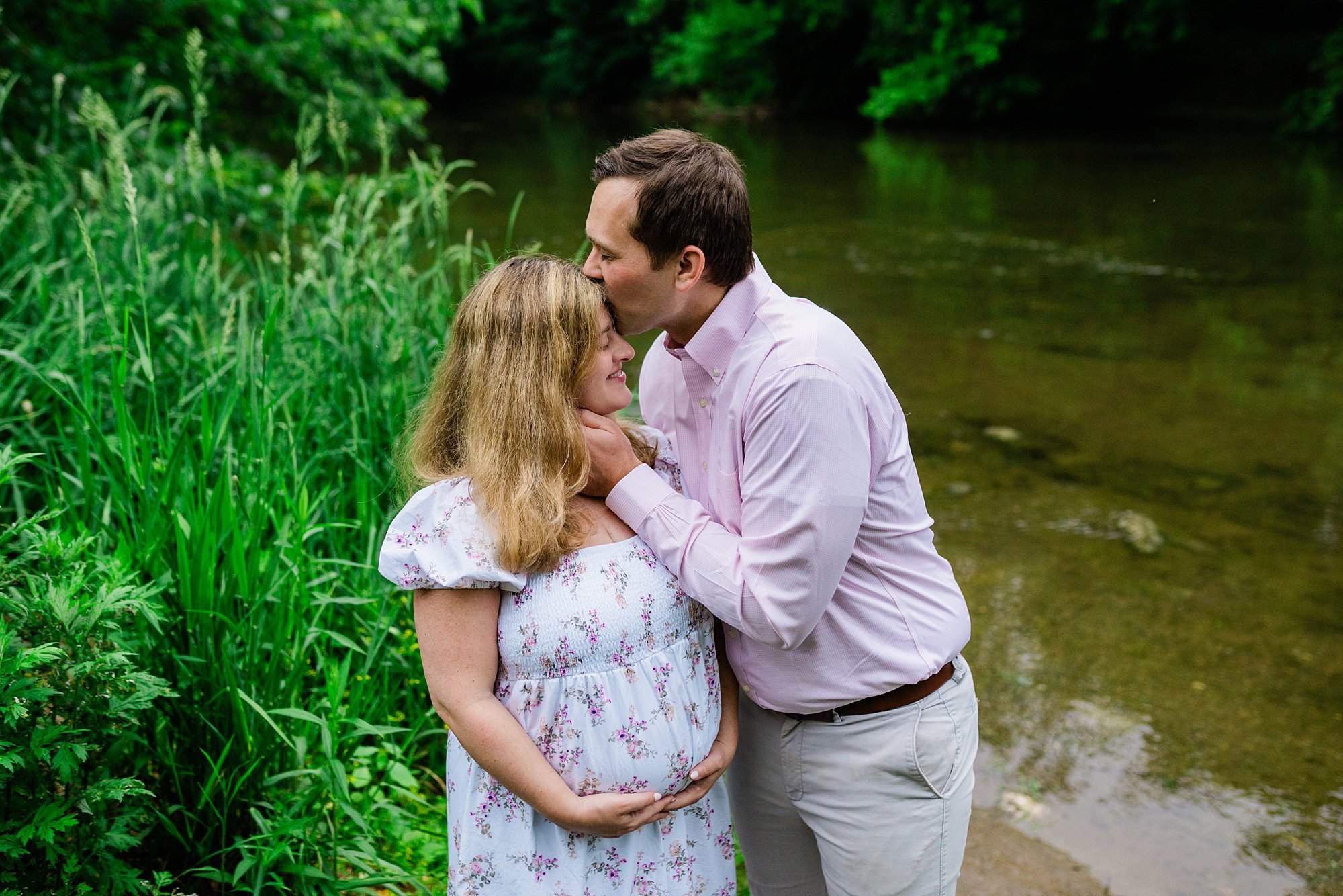 Emily Grace Photo, Lancaster County Central Park Maternity Photos, Lancaster PA Maternity Photographer, Maternity Photographer Lancaster PA