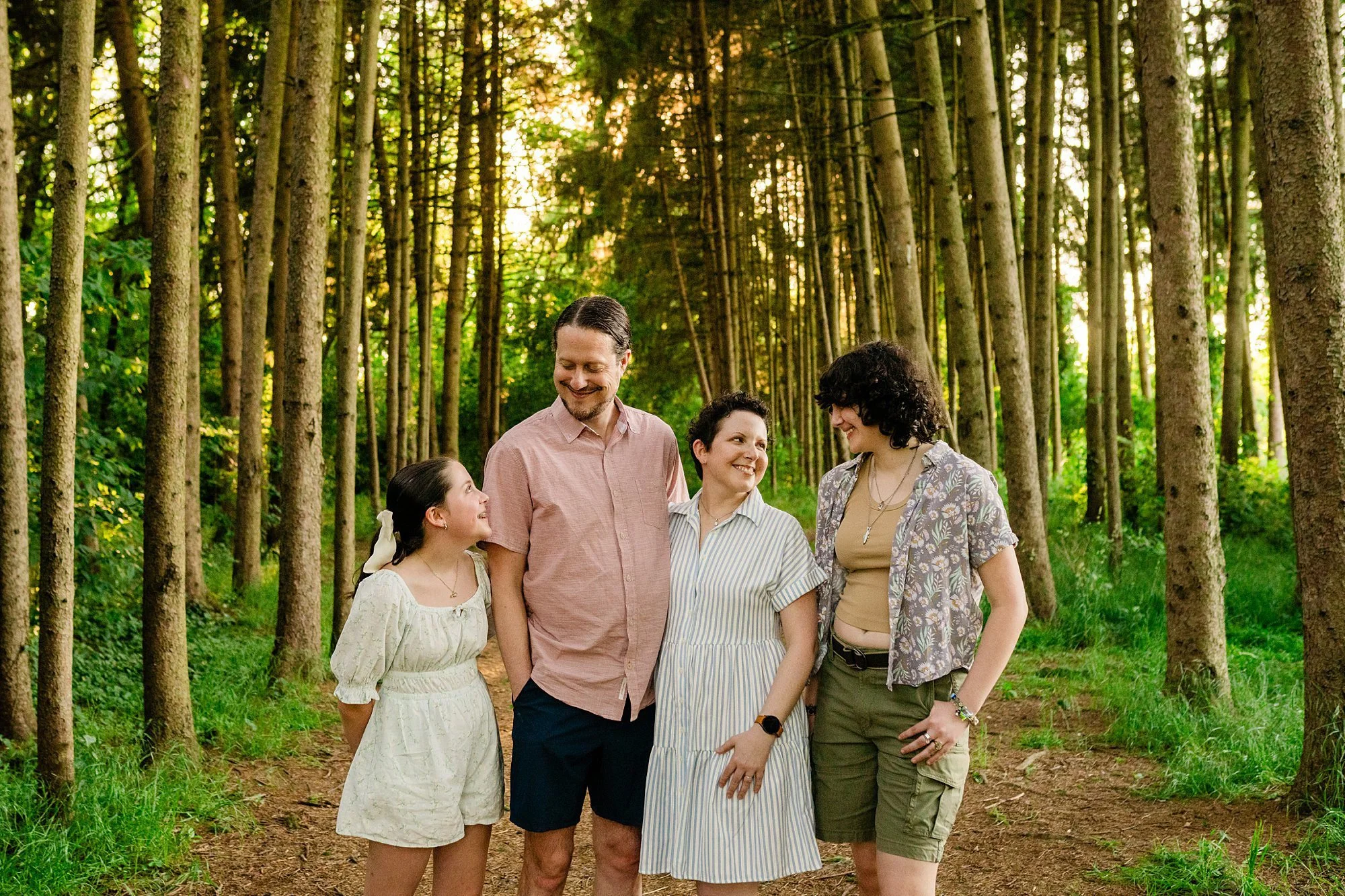 Emily Grace Photo, Lancaster PA Family Photographer, Overlook Park Family Photos, Family Photographer Lancaster PA