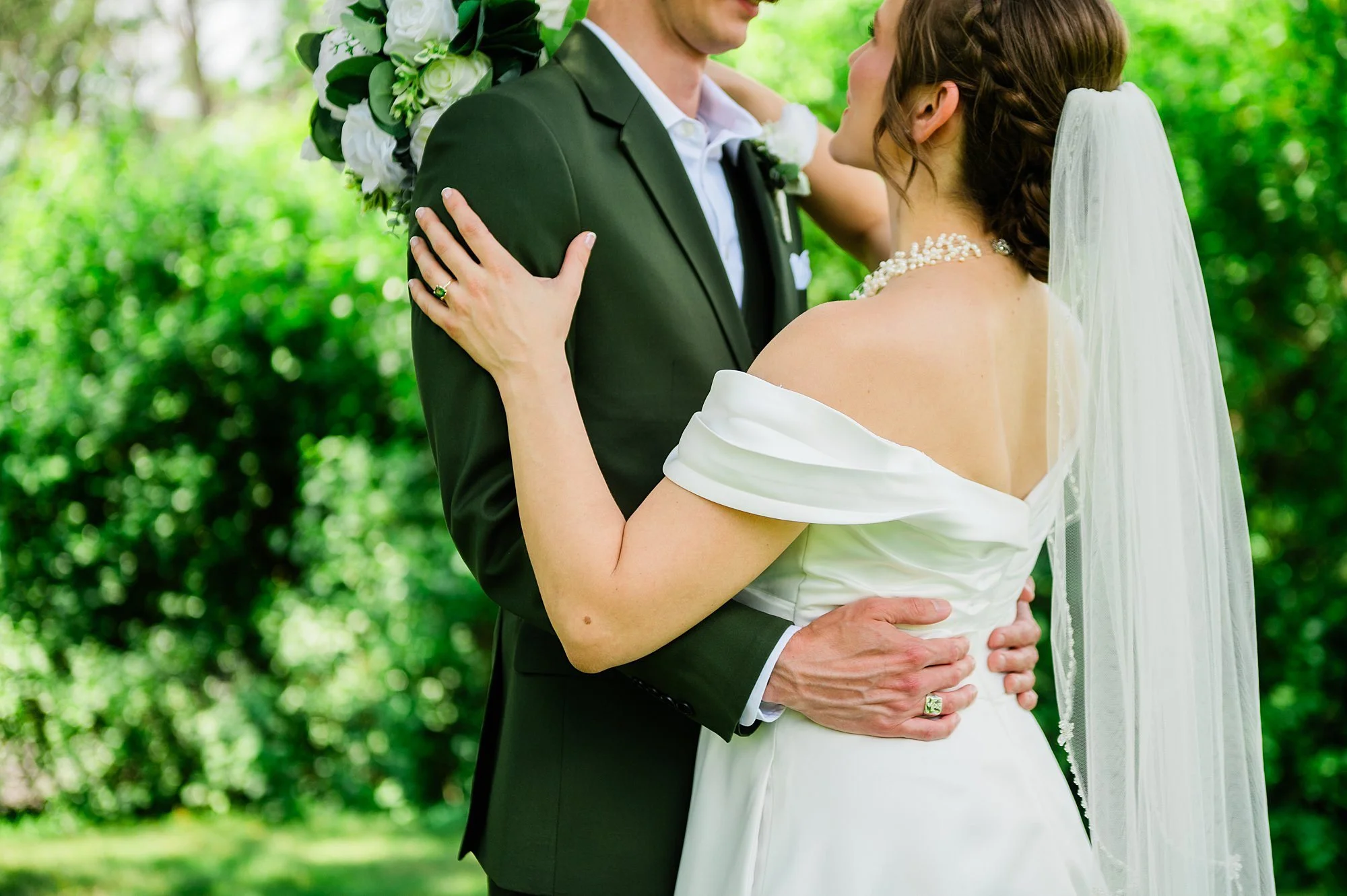 Emily Grace Photo, Harrisburg Wedding Photographer, The Manor at Mountain View Harrisburg, The Manor at Mountain View Wedding Photos, The Manor at Mountain View Summer Wedding