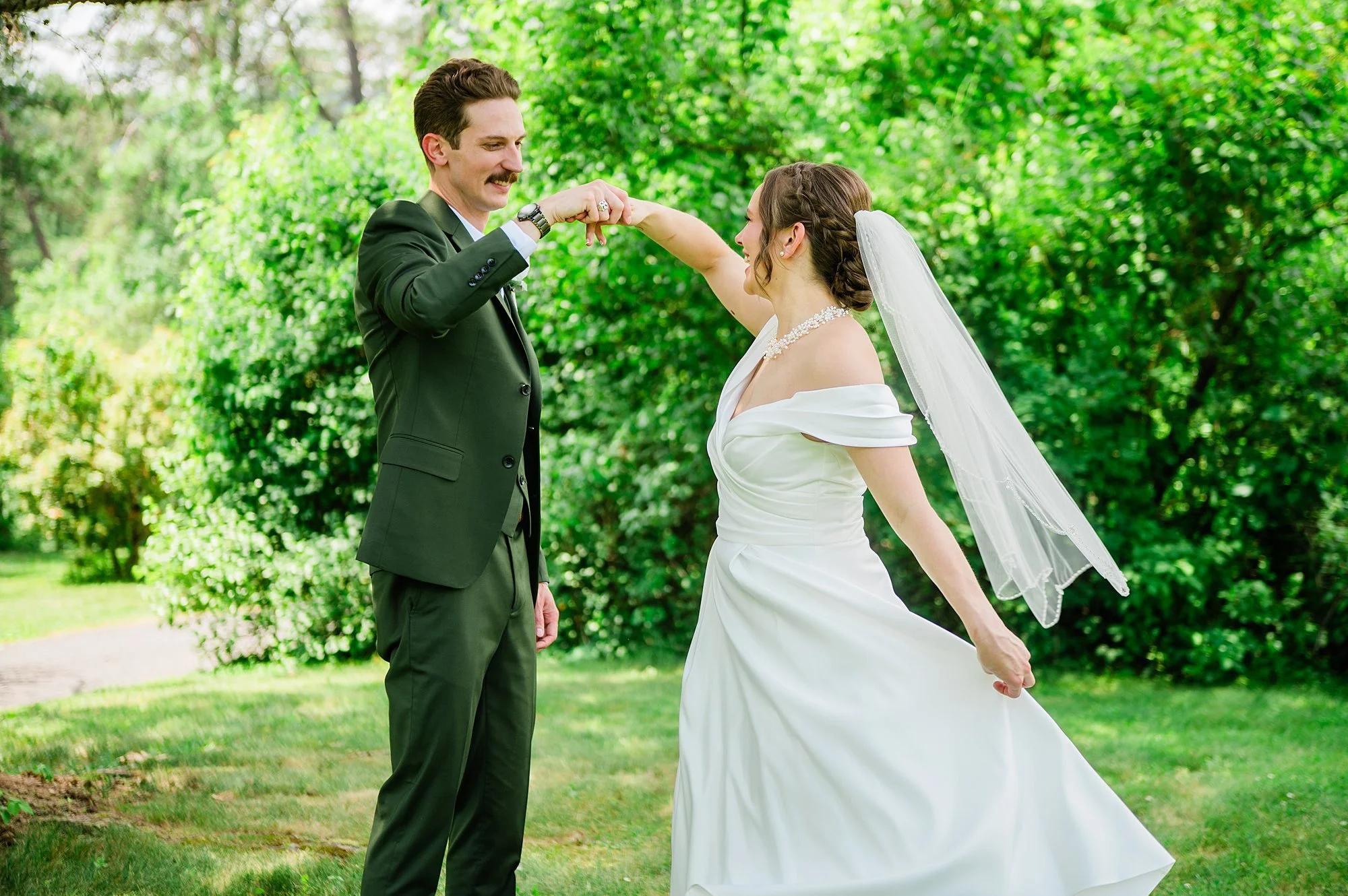 Emily Grace Photo, Harrisburg Wedding Photographer, The Manor at Mountain View Harrisburg, The Manor at Mountain View Wedding Photos, The Manor at Mountain View Summer Wedding