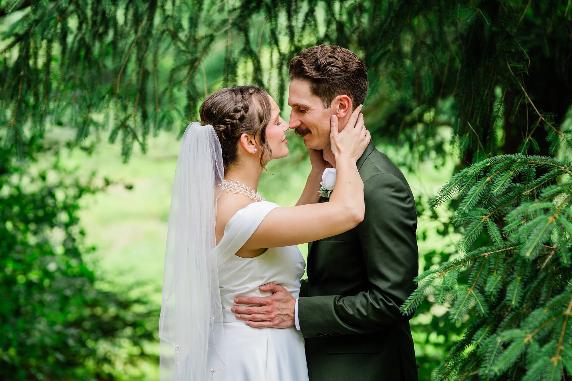 Emily Grace Photo, Harrisburg Wedding Photographer, The Manor at Mountain View Harrisburg, The Manor at Mountain View Wedding Photos, The Manor at Mountain View Summer Wedding