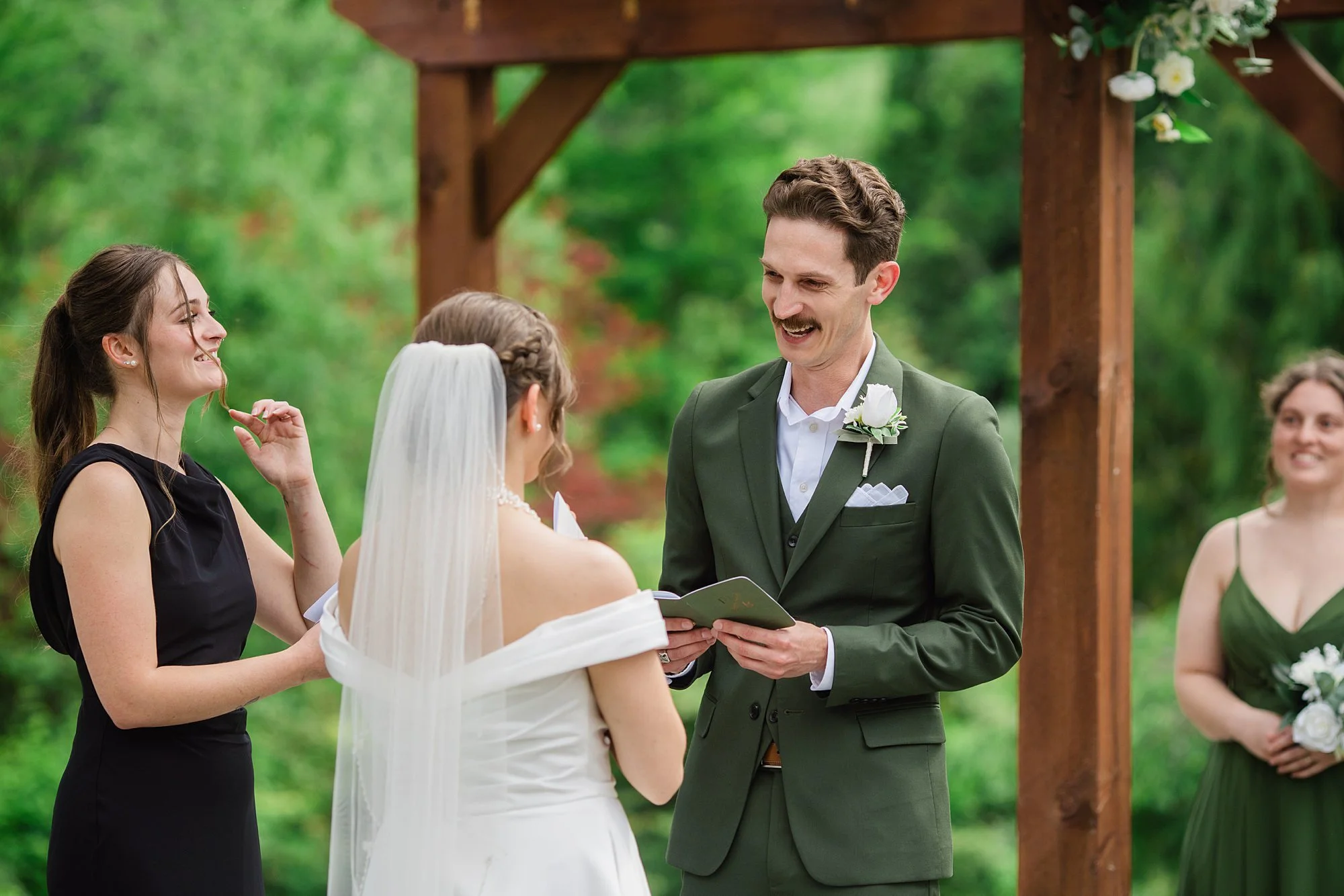 Emily Grace Photo, Harrisburg Wedding Photographer, The Manor at Mountain View Harrisburg, The Manor at Mountain View Wedding Photos, The Manor at Mountain View Summer Wedding