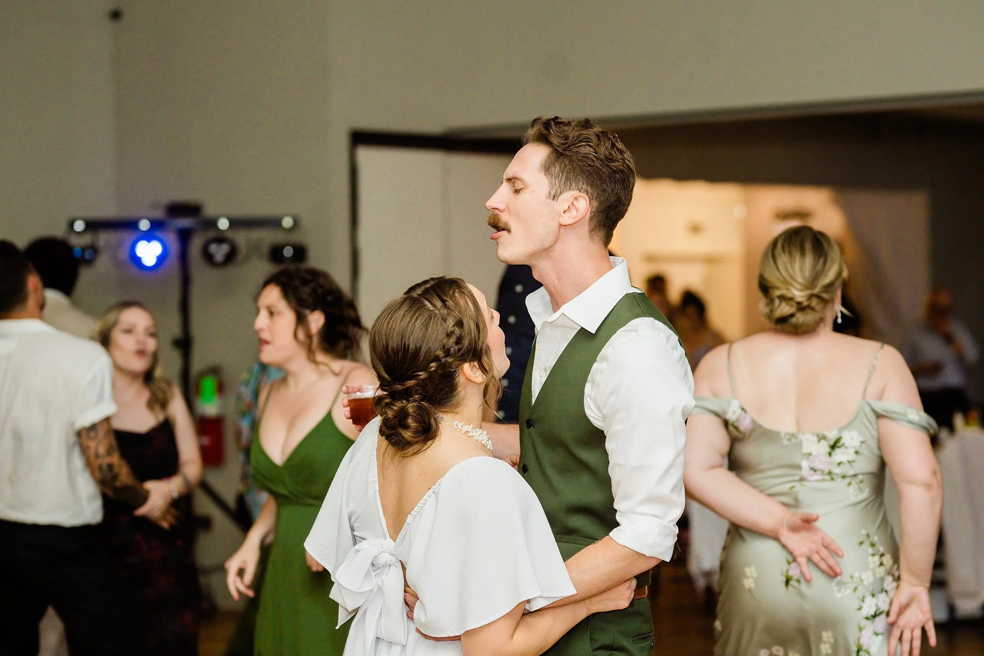 Emily Grace Photo, Harrisburg Wedding Photographer, The Manor at Mountain View Harrisburg, The Manor at Mountain View Wedding Photos, The Manor at Mountain View Summer Wedding