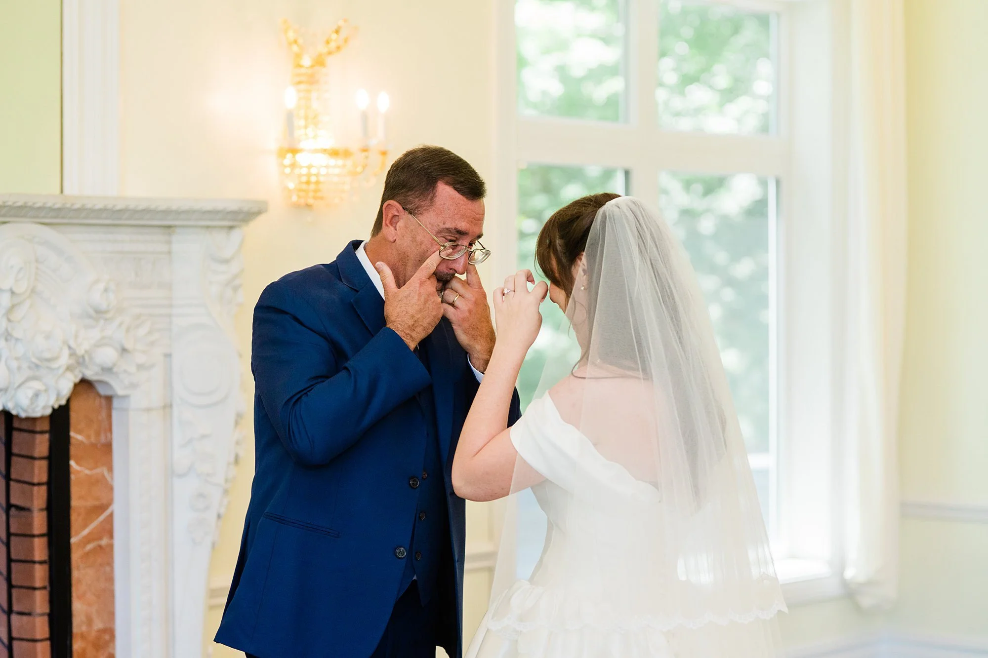 Emily Grace Photo, Lancaster PA Wedding Photographer, Cameron Estate Inn Summer Wedding, Cameron Estate Inn Wedding Photos, Mount Joy PA Wedding Photographer