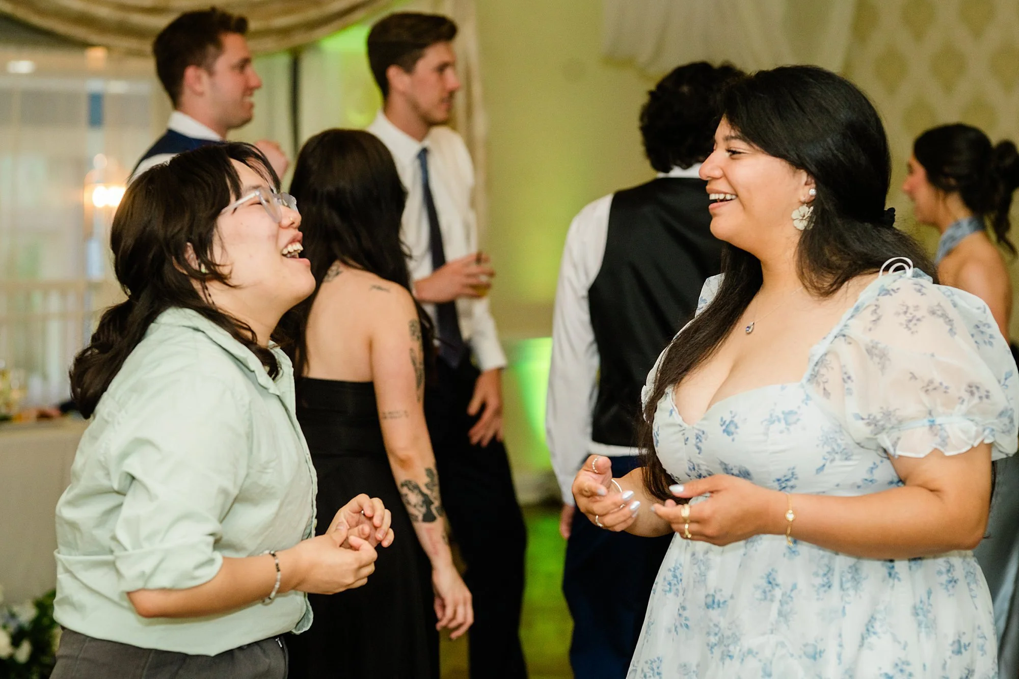 Emily Grace Photo, Lancaster PA Wedding Photographer, Cameron Estate Inn Summer Wedding, Cameron Estate Inn Wedding Photos, Mount Joy PA Wedding Photographer