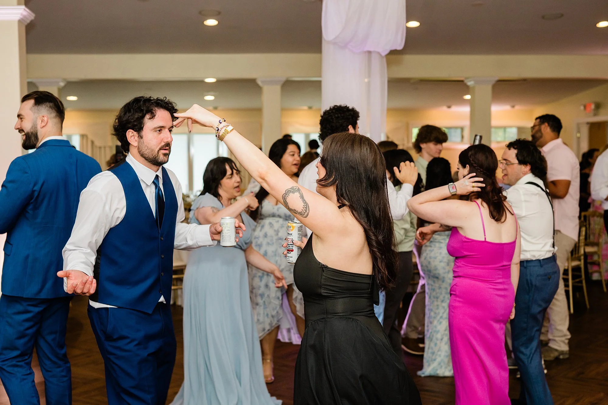 Emily Grace Photo, Lancaster PA Wedding Photographer, Cameron Estate Inn Summer Wedding, Cameron Estate Inn Wedding Photos, Mount Joy PA Wedding Photographer