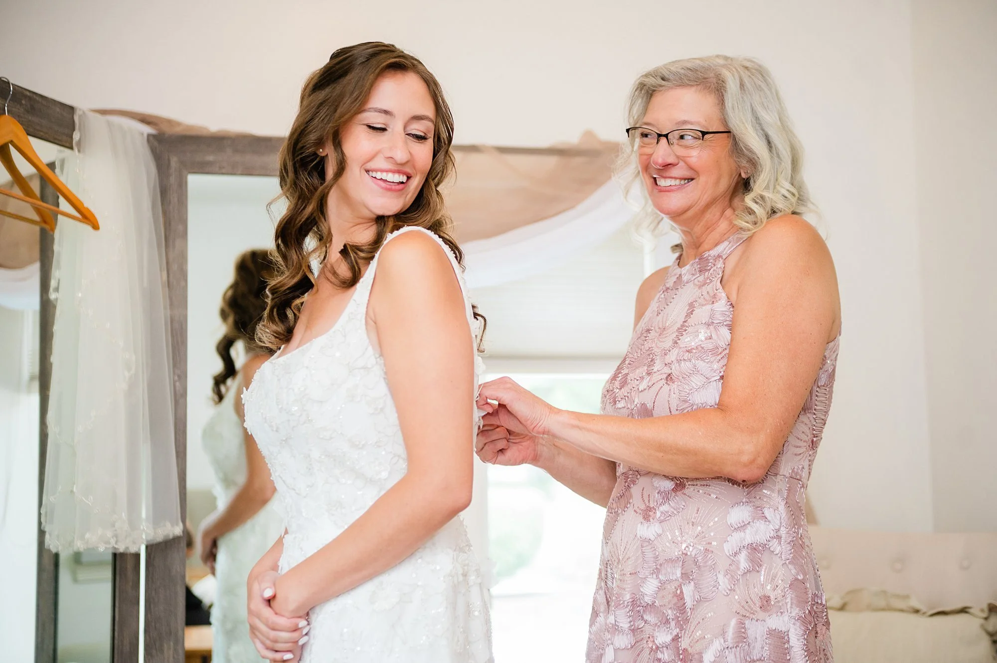 Emily Grace Photo, The Manor at Mountain View Summer Wedding, Harrisburg PA Wedding Photographer, The Manor at Mountain View Wedding Photos