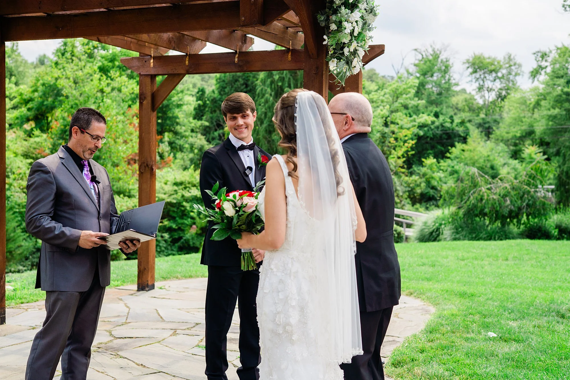 Emily Grace Photo, The Manor at Mountain View Summer Wedding, Harrisburg PA Wedding Photographer, The Manor at Mountain View Wedding Photos