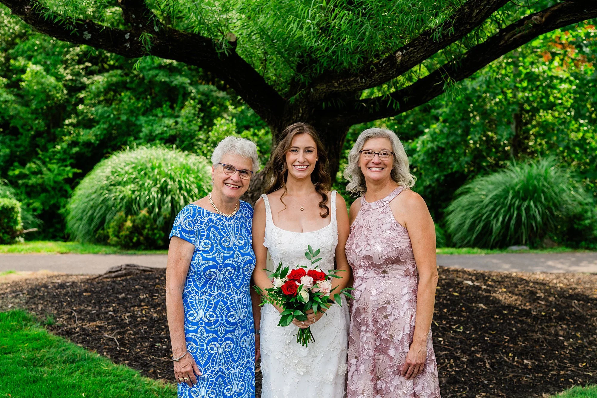 Emily Grace Photo, The Manor at Mountain View Summer Wedding, Harrisburg PA Wedding Photographer, The Manor at Mountain View Wedding Photos