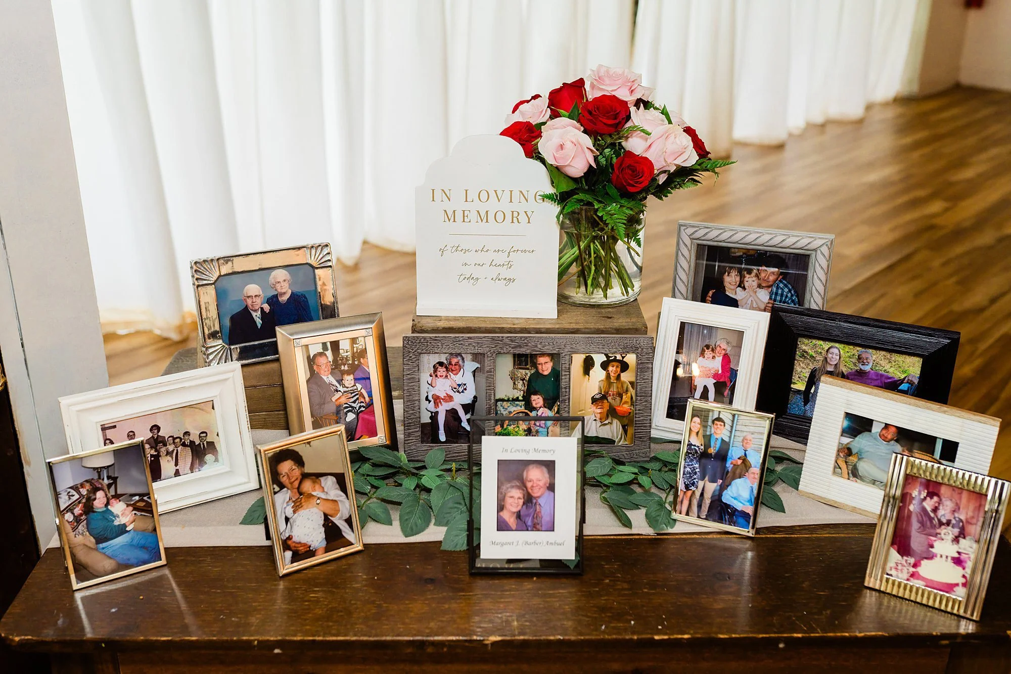 Emily Grace Photo, The Manor at Mountain View Summer Wedding, Harrisburg PA Wedding Photographer, The Manor at Mountain View Wedding Photos