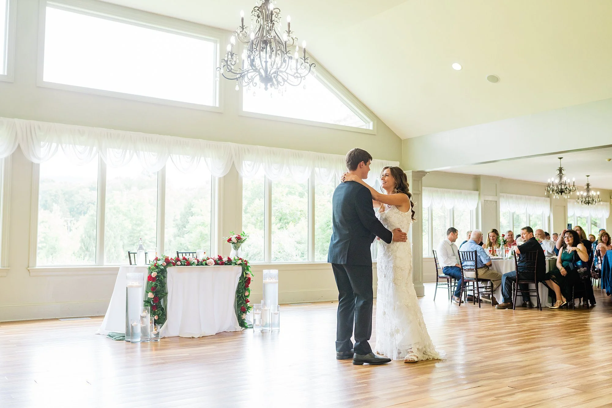 Emily Grace Photo, The Manor at Mountain View Summer Wedding, Harrisburg PA Wedding Photographer, The Manor at Mountain View Wedding Photos