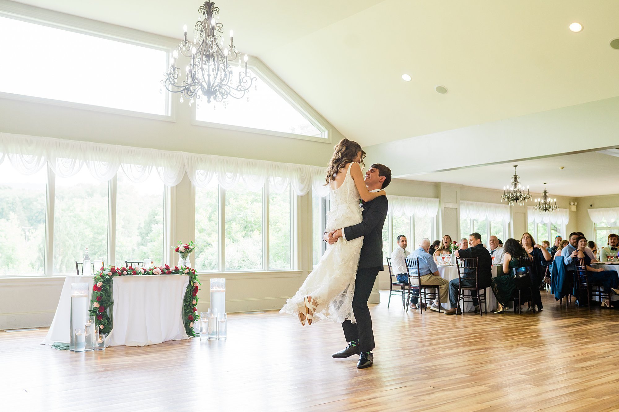 Emily Grace Photo, The Manor at Mountain View Summer Wedding, Harrisburg PA Wedding Photographer, The Manor at Mountain View Wedding Photos