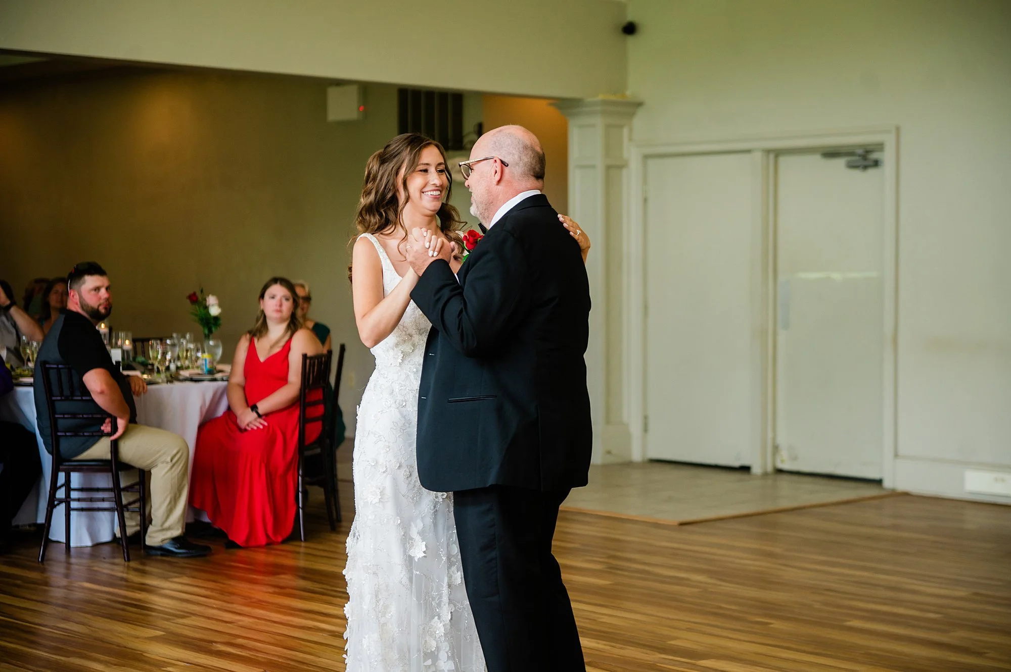 Emily Grace Photo, The Manor at Mountain View Summer Wedding, Harrisburg PA Wedding Photographer, The Manor at Mountain View Wedding Photos