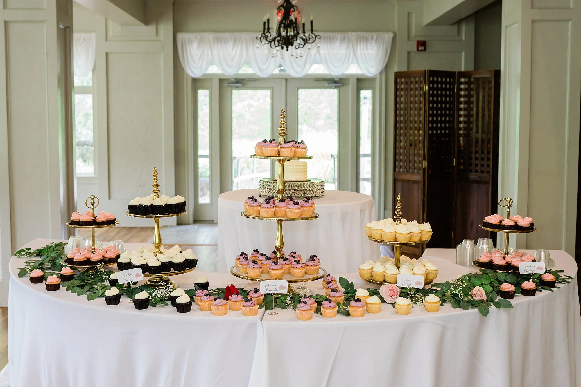 Emily Grace Photo, The Manor at Mountain View Summer Wedding, Harrisburg PA Wedding Photographer, The Manor at Mountain View Wedding Photos