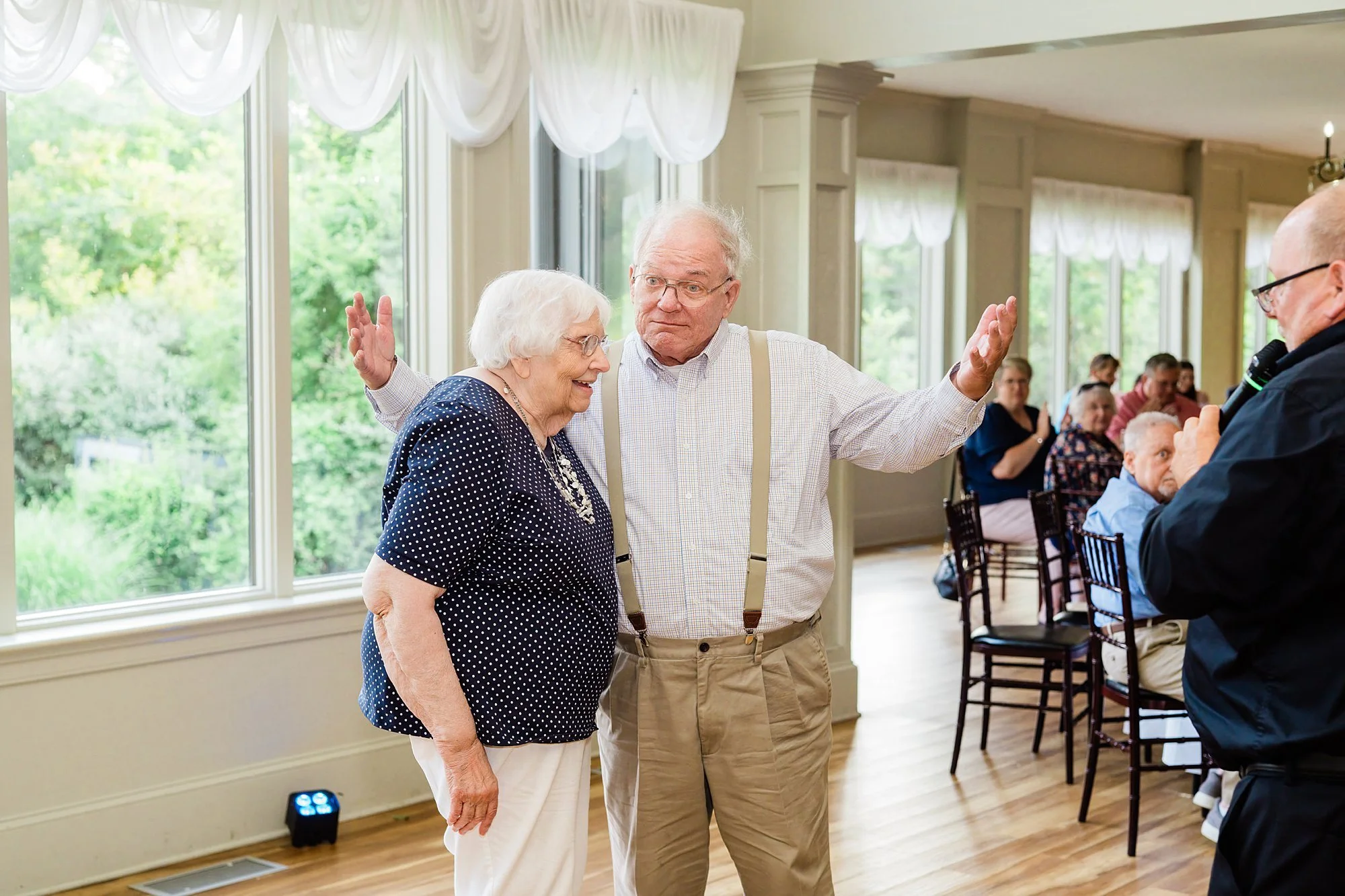 Emily Grace Photo, The Manor at Mountain View Summer Wedding, Harrisburg PA Wedding Photographer, The Manor at Mountain View Wedding Photos