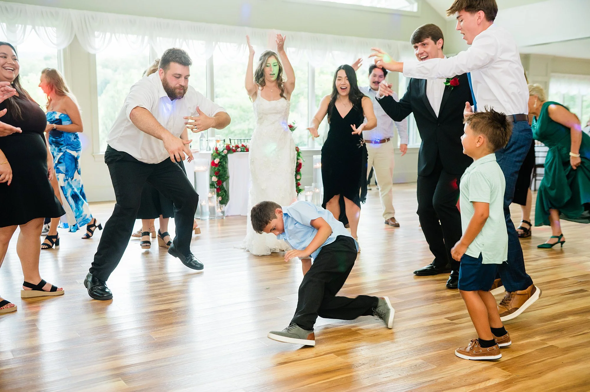 Emily Grace Photo, The Manor at Mountain View Summer Wedding, Harrisburg PA Wedding Photographer, The Manor at Mountain View Wedding Photos