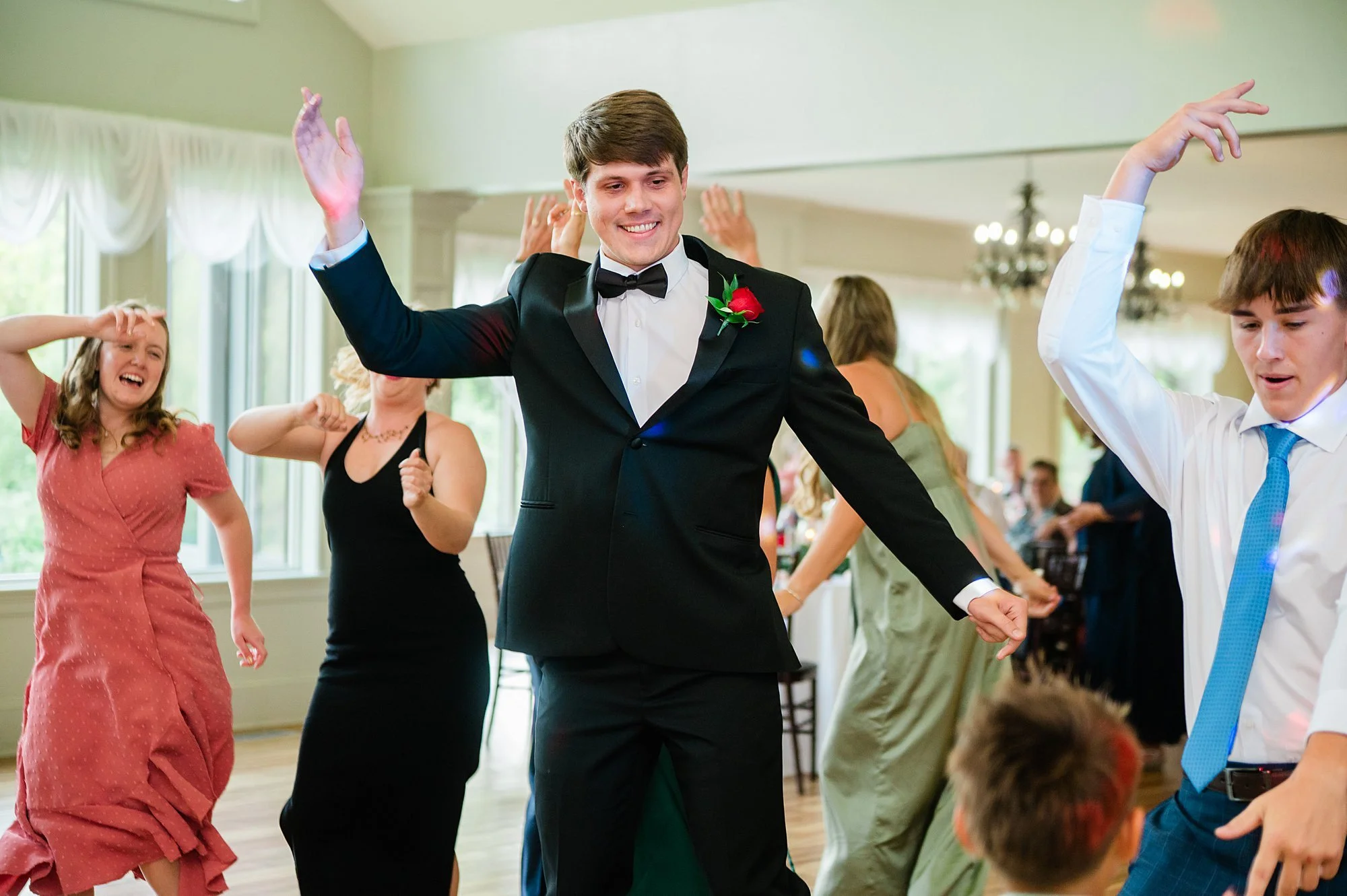 Emily Grace Photo, The Manor at Mountain View Summer Wedding, Harrisburg PA Wedding Photographer, The Manor at Mountain View Wedding Photos