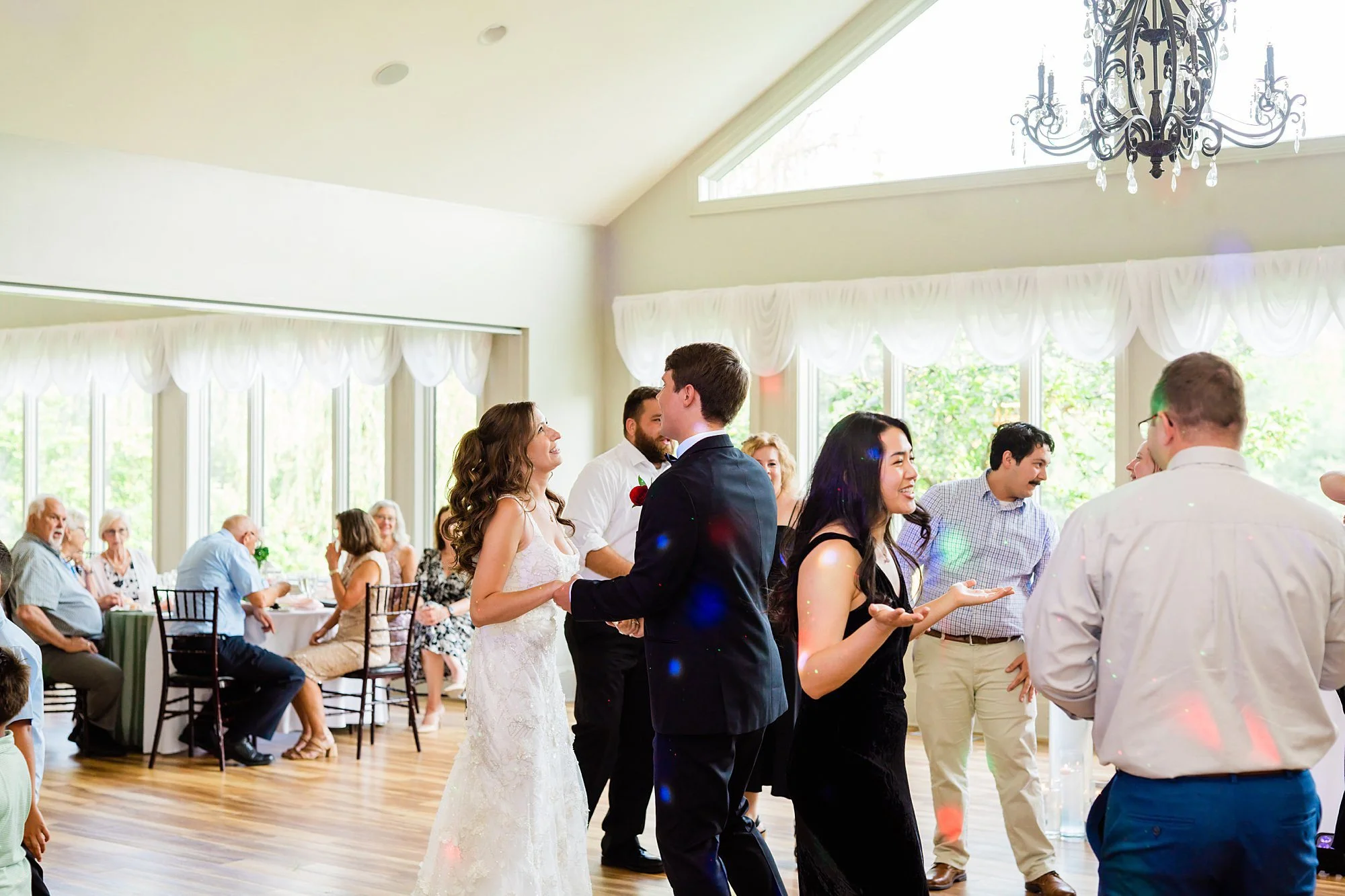 Emily Grace Photo, The Manor at Mountain View Summer Wedding, Harrisburg PA Wedding Photographer, The Manor at Mountain View Wedding Photos