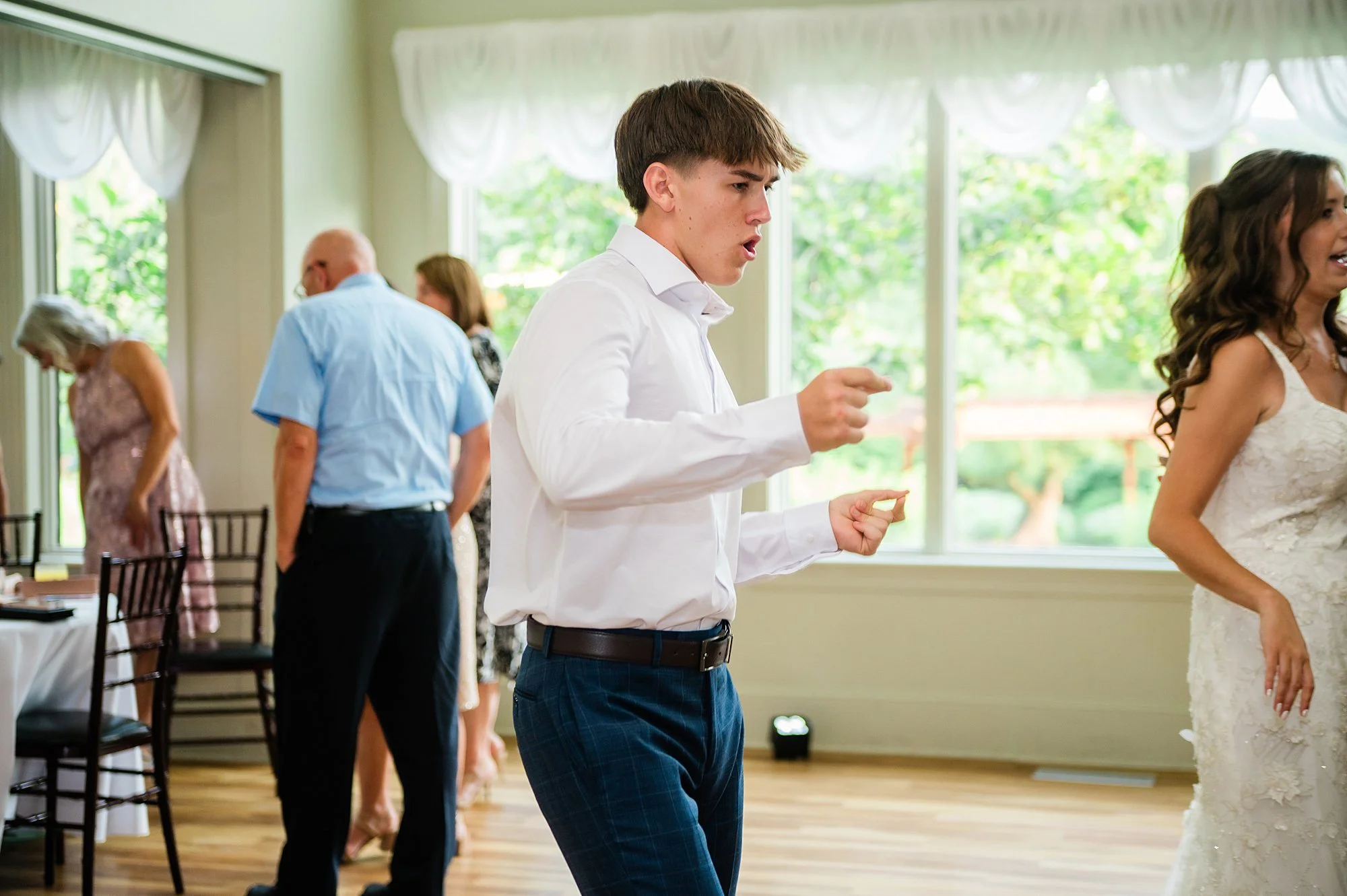 Emily Grace Photo, The Manor at Mountain View Summer Wedding, Harrisburg PA Wedding Photographer, The Manor at Mountain View Wedding Photos