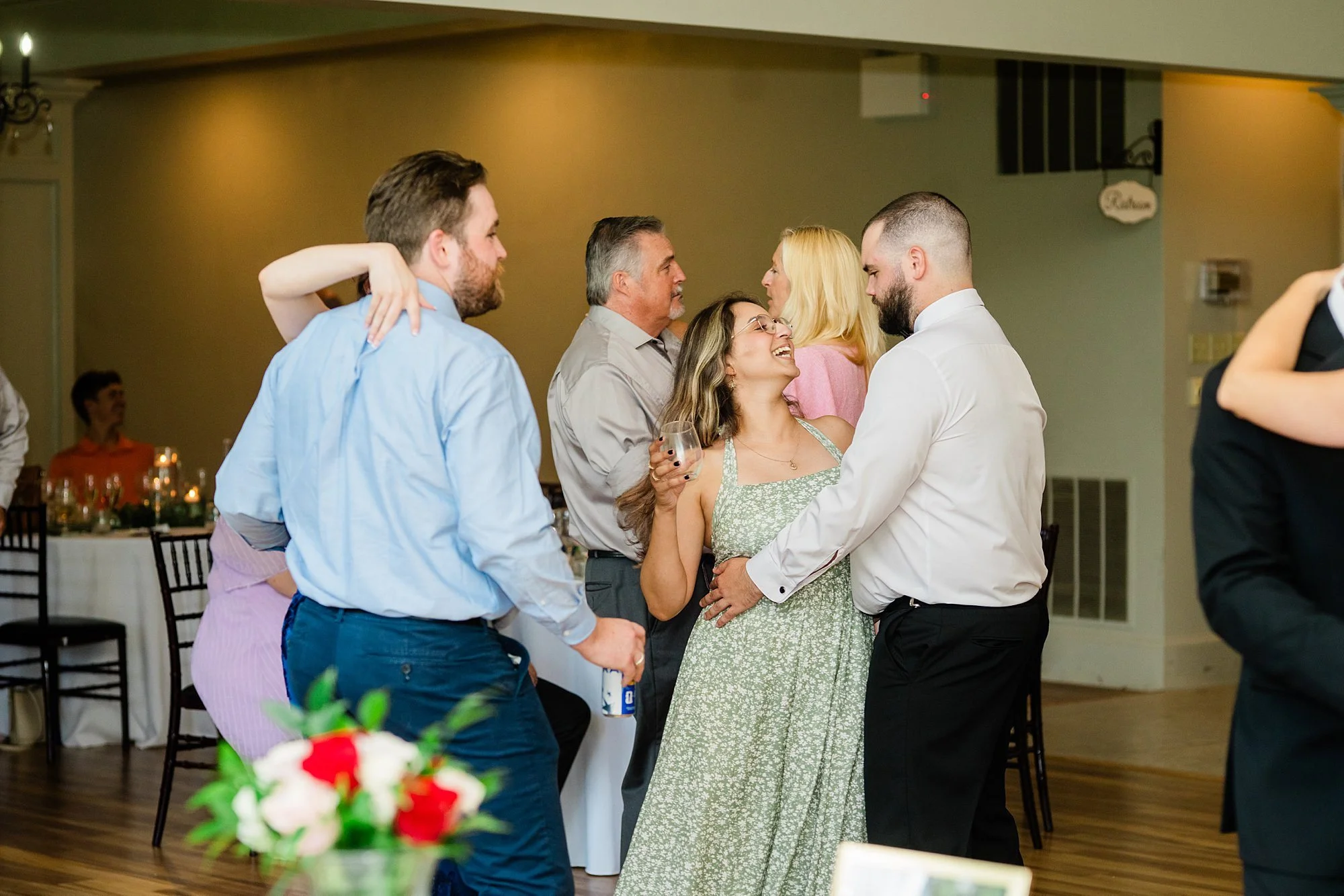 Emily Grace Photo, The Manor at Mountain View Summer Wedding, Harrisburg PA Wedding Photographer, The Manor at Mountain View Wedding Photos