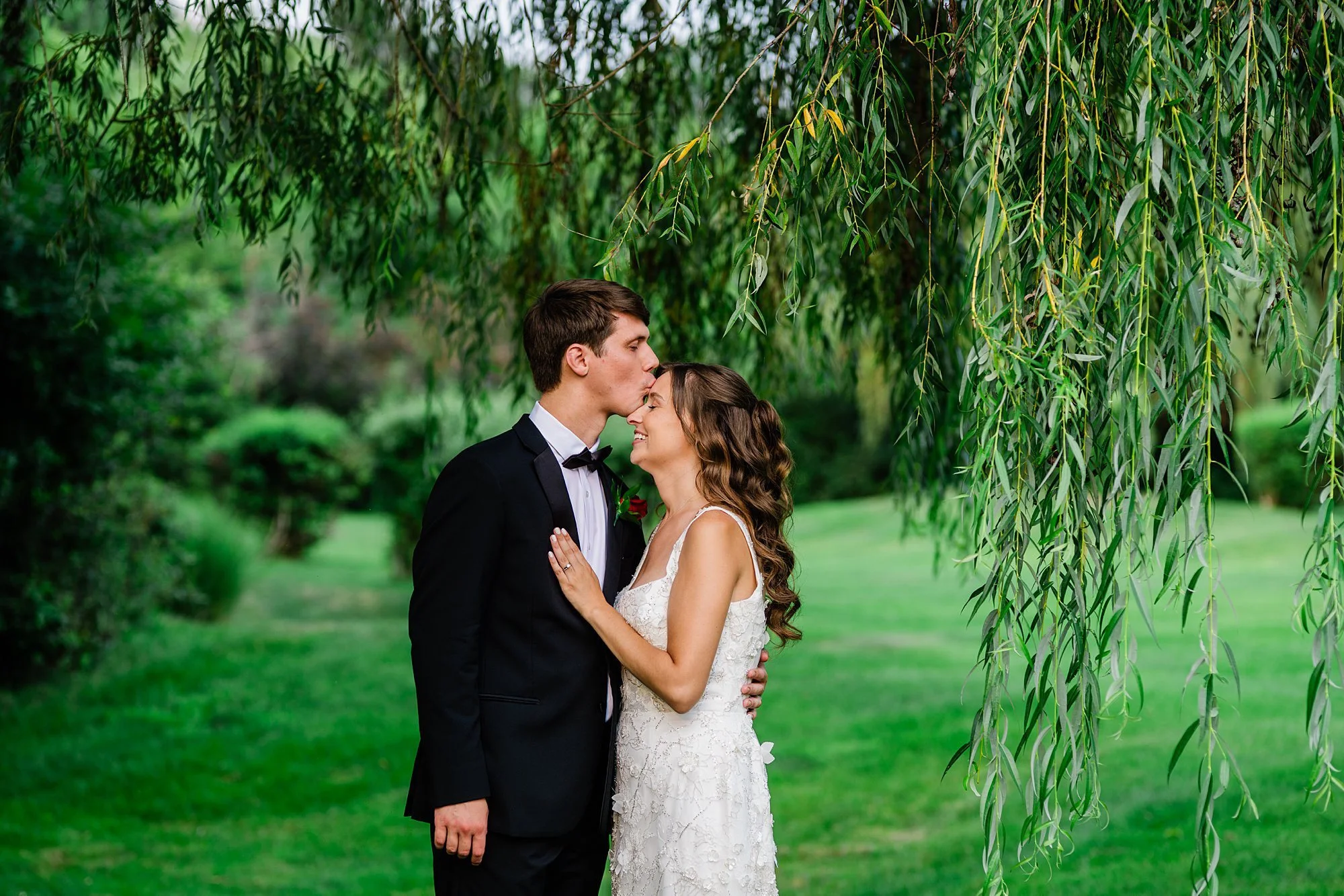 Emily Grace Photo, The Manor at Mountain View Summer Wedding, Harrisburg PA Wedding Photographer, The Manor at Mountain View Wedding Photos