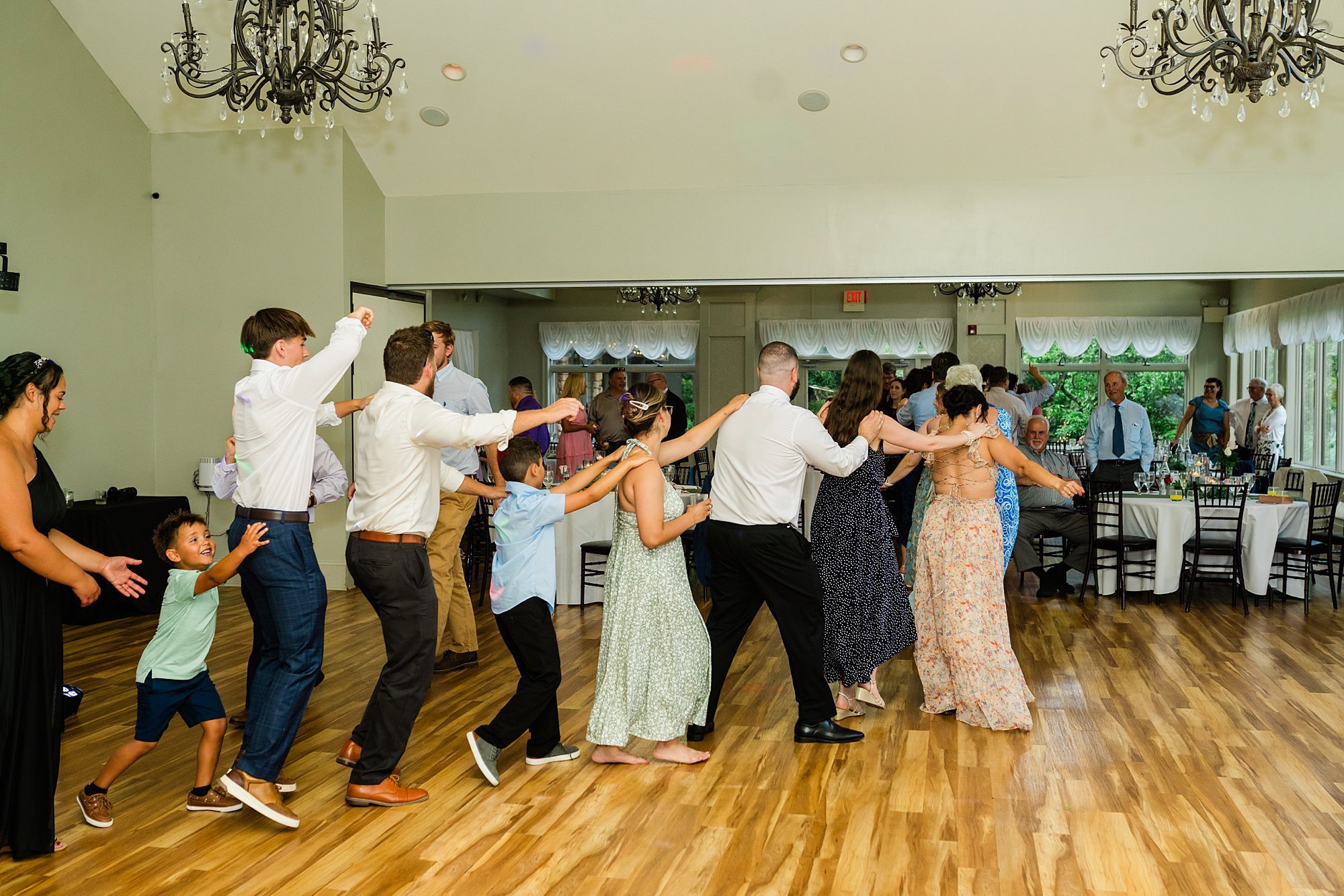 Emily Grace Photo, The Manor at Mountain View Summer Wedding, Harrisburg PA Wedding Photographer, The Manor at Mountain View Wedding Photos