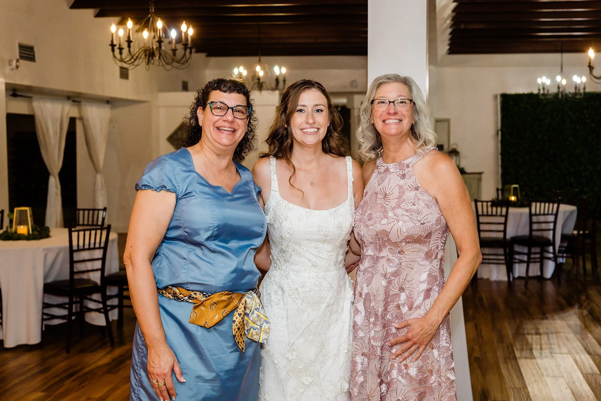 Emily Grace Photo, The Manor at Mountain View Summer Wedding, Harrisburg PA Wedding Photographer, The Manor at Mountain View Wedding Photos