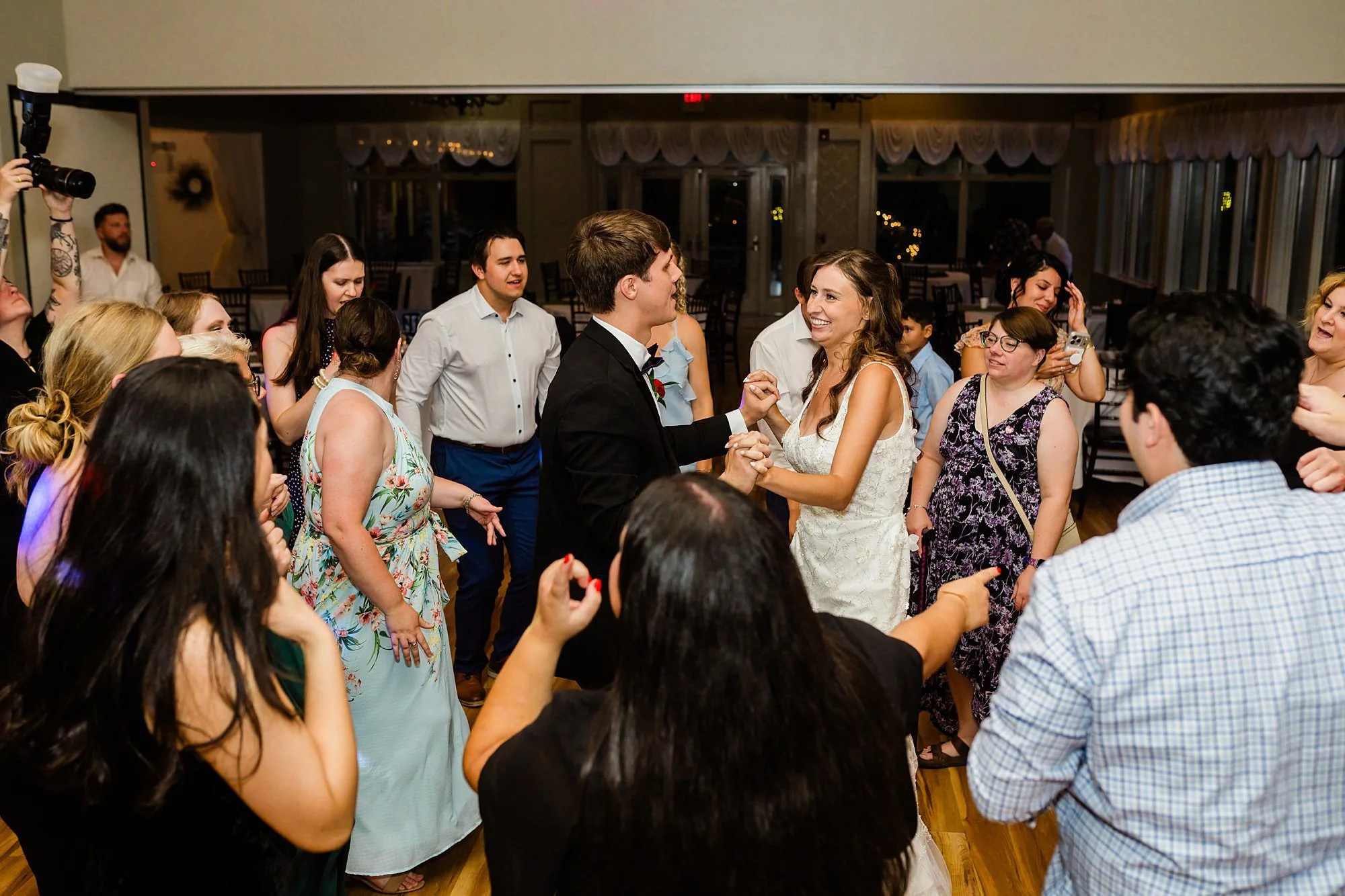 Emily Grace Photo, The Manor at Mountain View Summer Wedding, Harrisburg PA Wedding Photographer, The Manor at Mountain View Wedding Photos