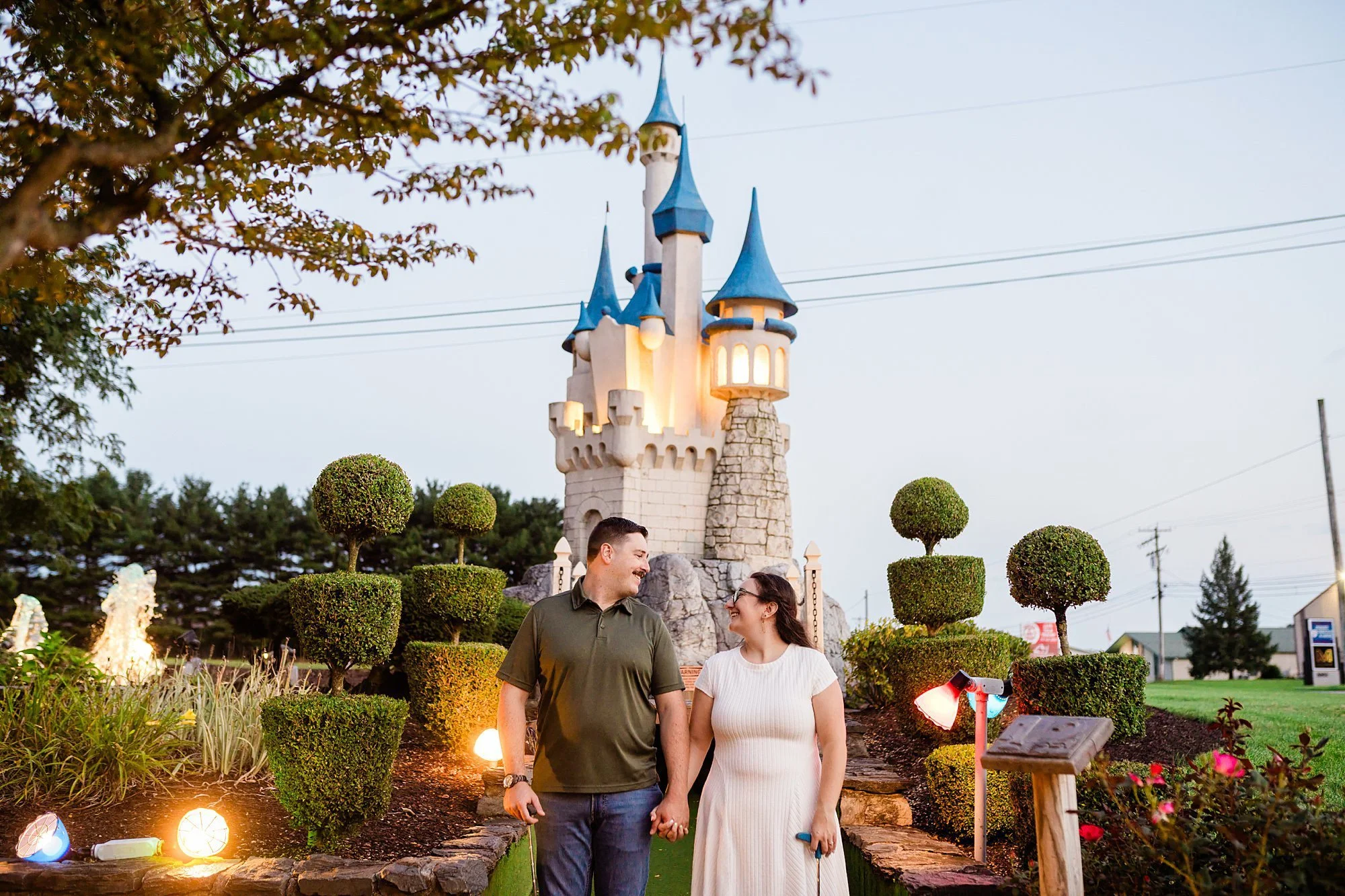 Emily Grace Photo, Mini Golf Engagement Photos, Adventure Sports Hershey, Adventure Sports Hershey Engagement Photos, Hershey PA Engagement Photos