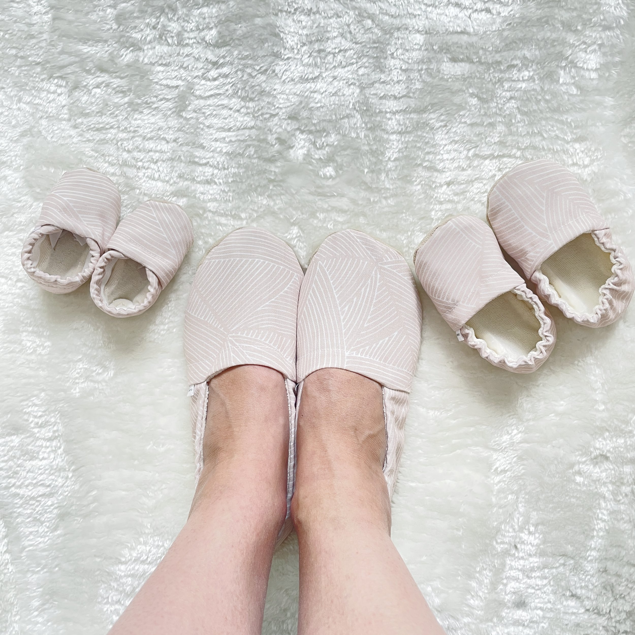 Natasha, neutral baby shoes by Clamfeet — CLAMFEET