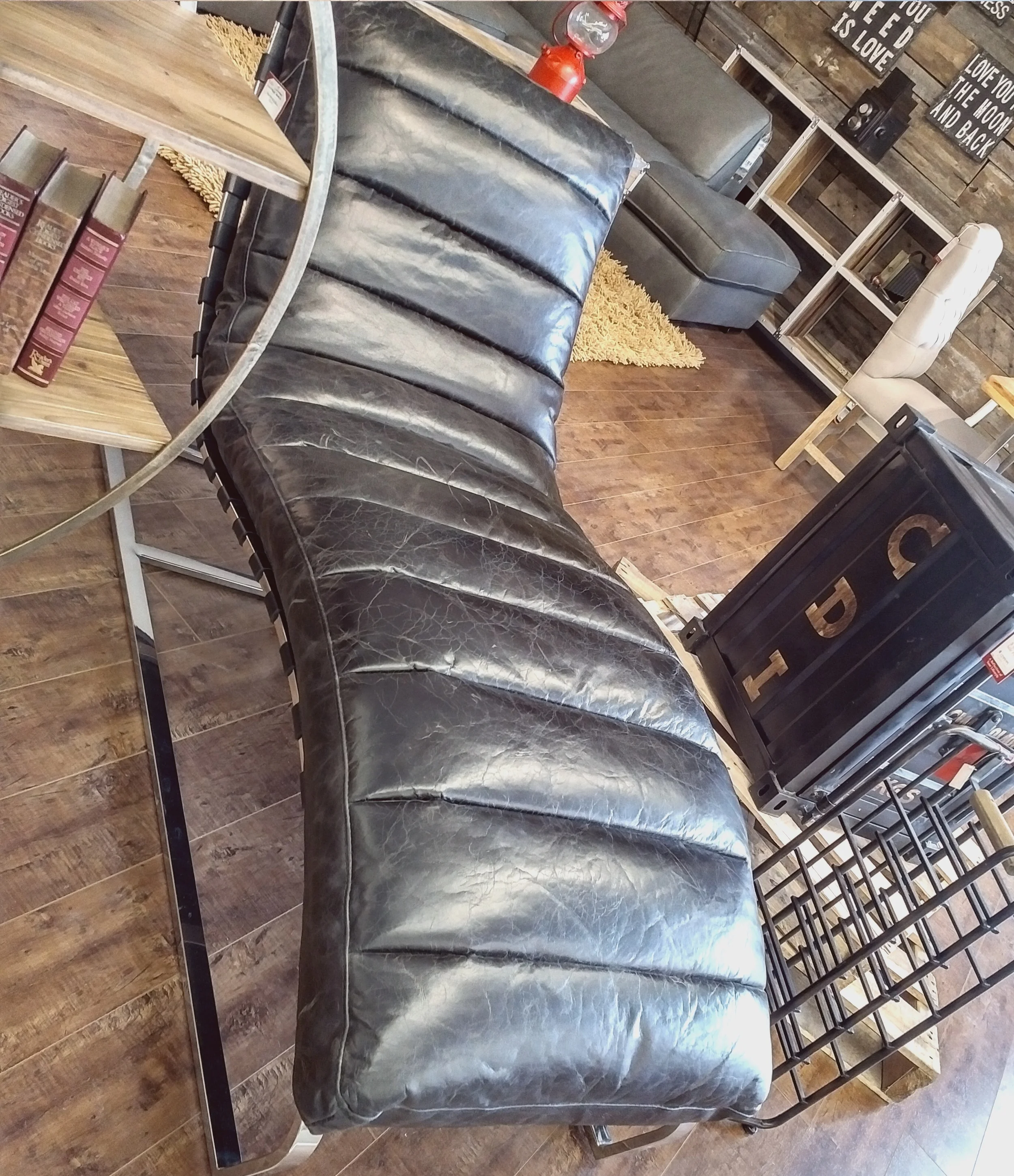 Leather Lounge Chair