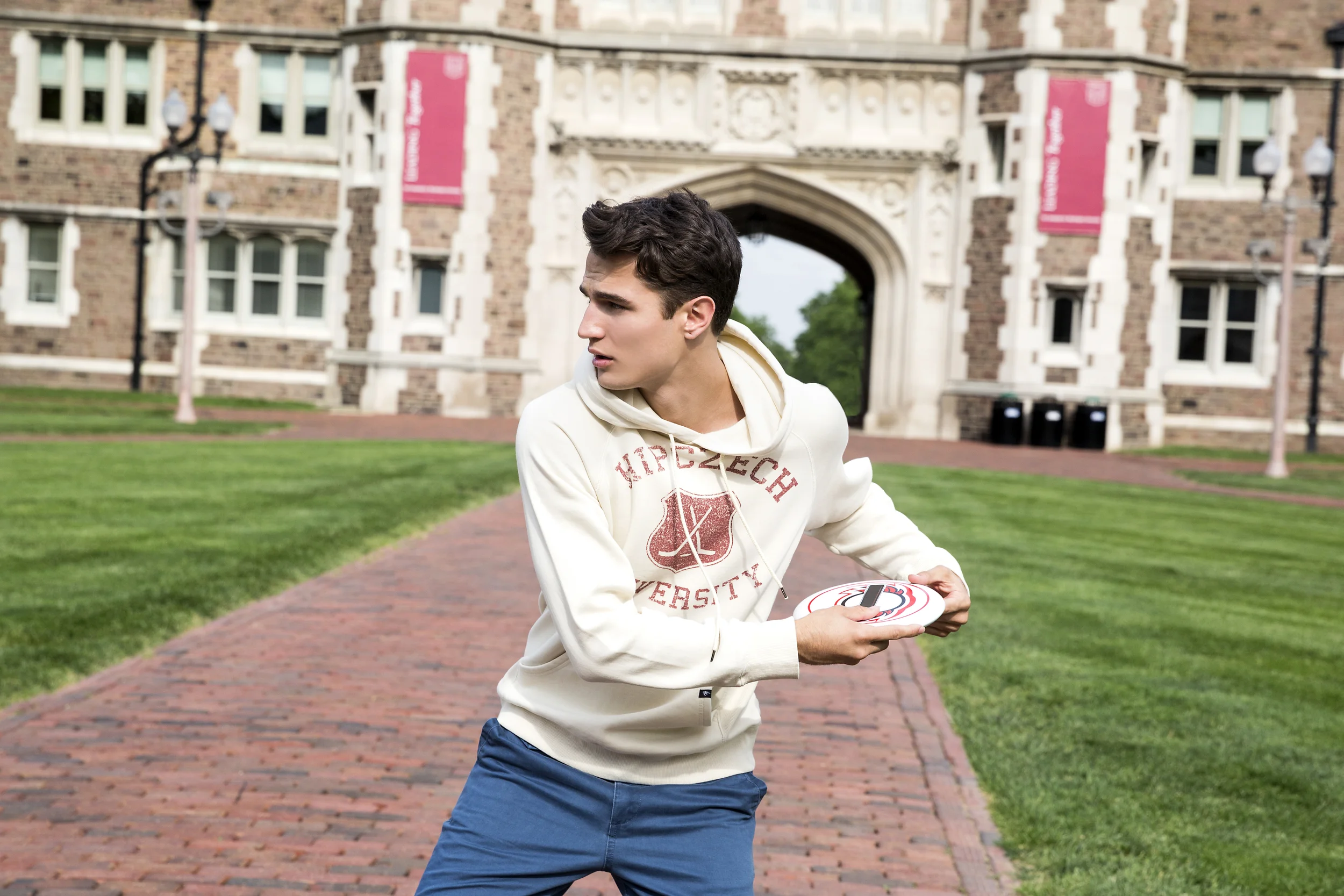 1I3A7653hc_varsity.jpg
