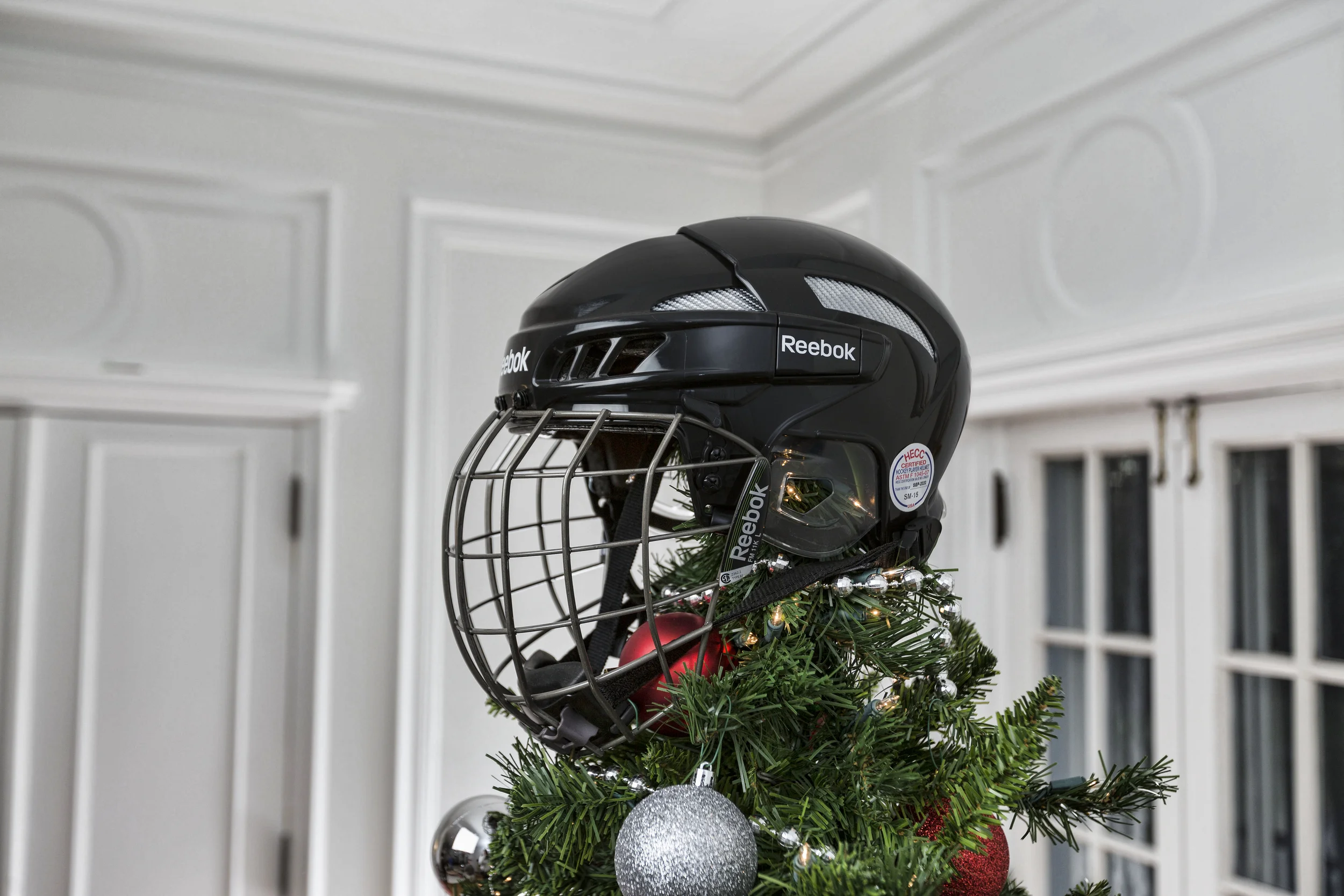 KG2A9048HELMET.jpg