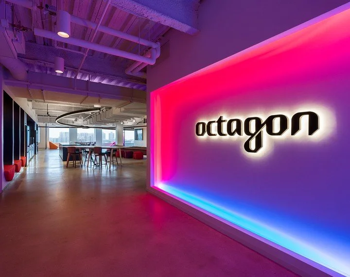 Dynamic Lobby Lighting & Signage