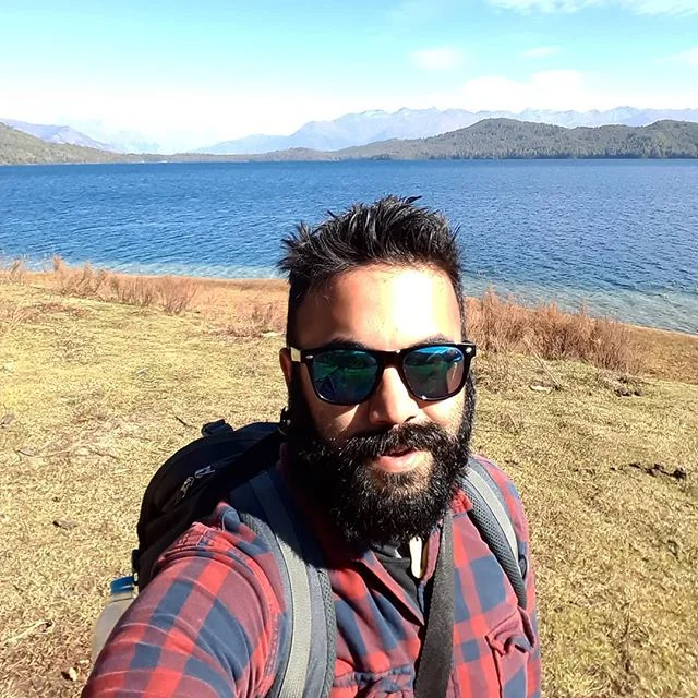 Three days without shower or coffee and my moustache smells like goat meat.... But, I made it to Rara lake.