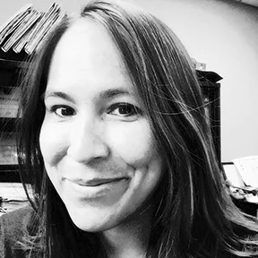 Amy Goropoulos: Follow Amy on Twitter