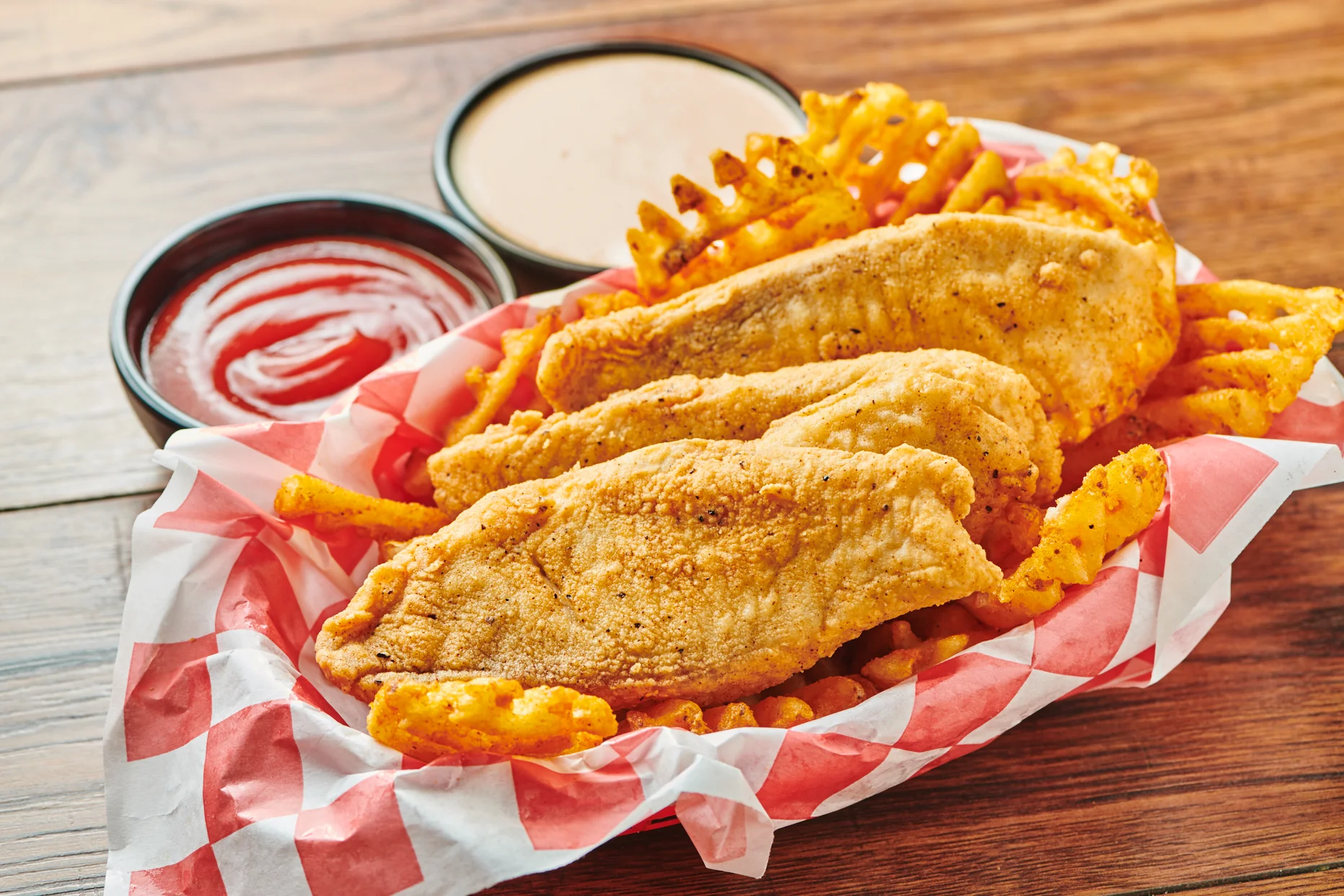 HandsomeHanks_DishandChips.jpg