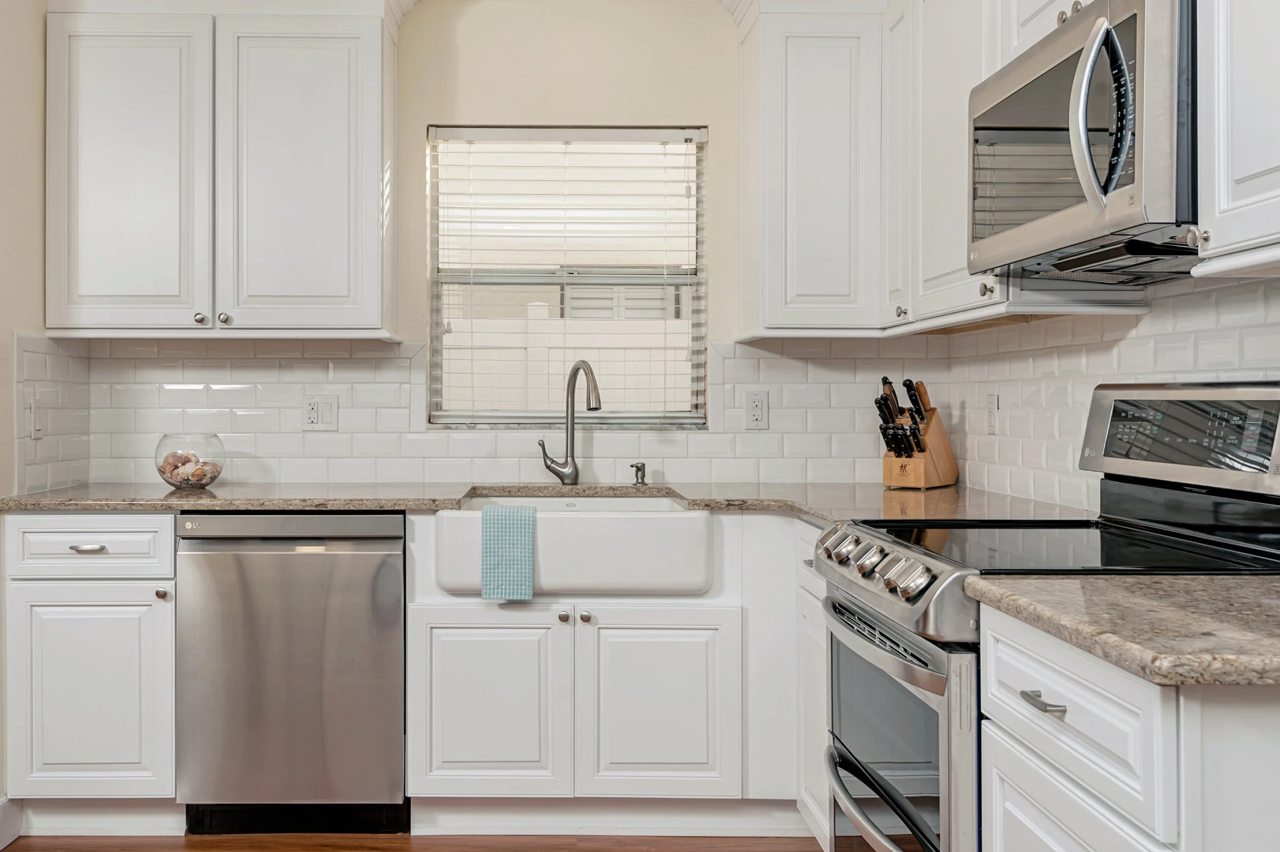 Farmhouse Style of Kitchen in New Port Richey — DCI HOME IMPROVEMENTS