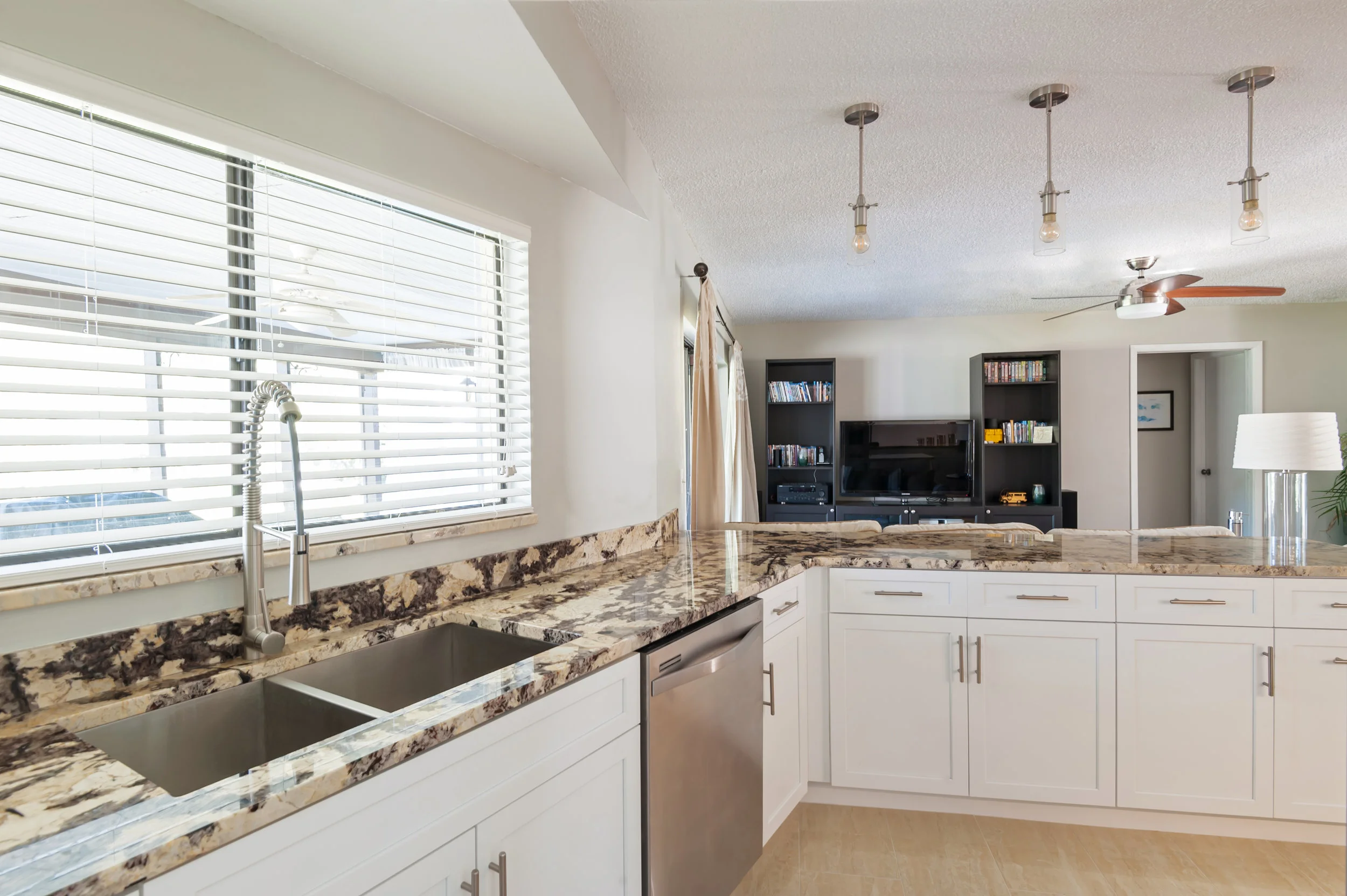 DCI Home Improvement Kitchen Remodel Tampa (7).jpg