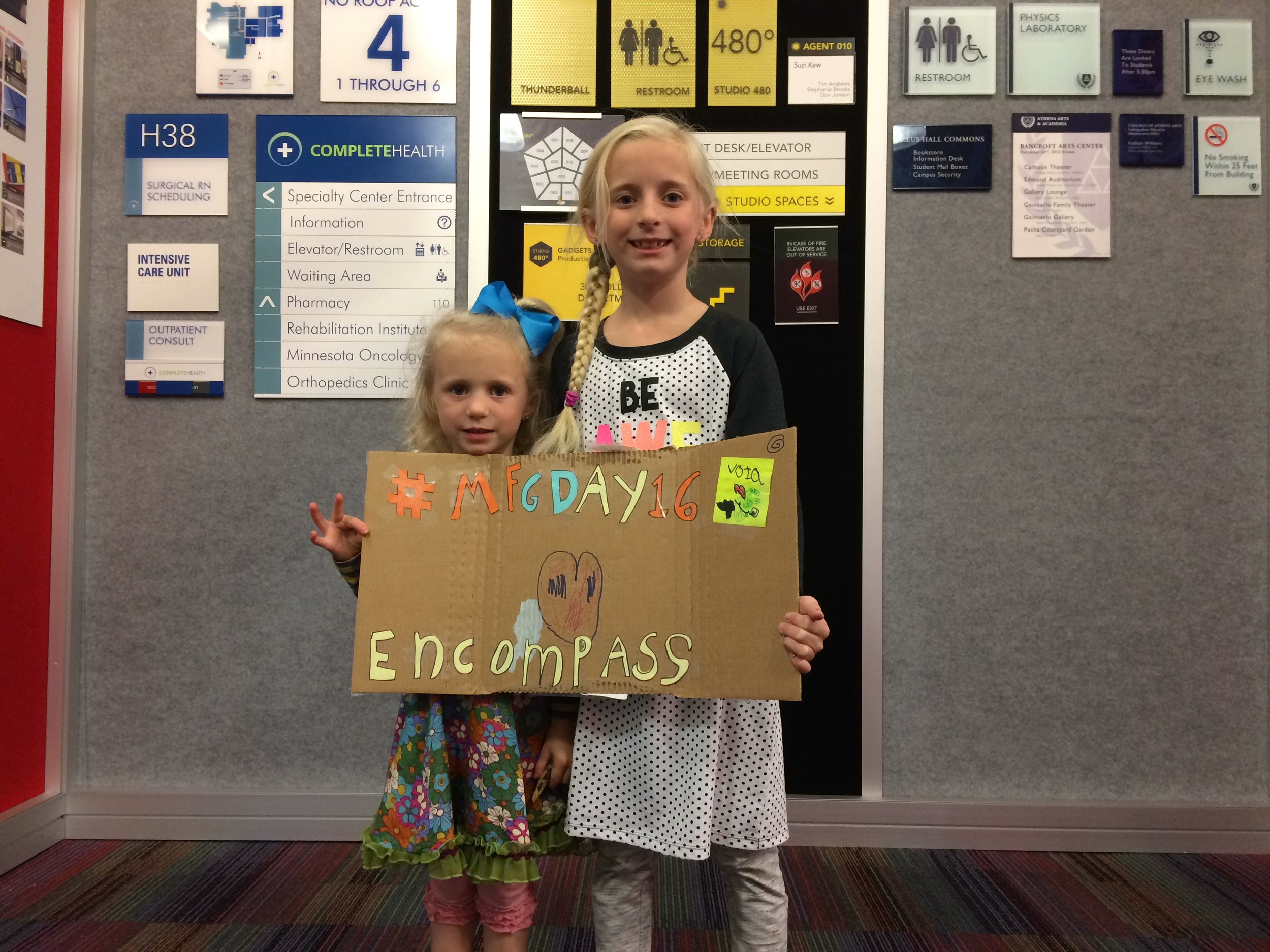 Sign Manufacturing Day