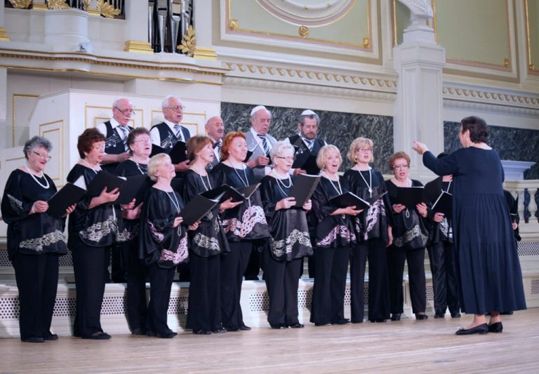 Choir of Jewish Song Lovers “Eva” (Saint Petersrburg, Russia)